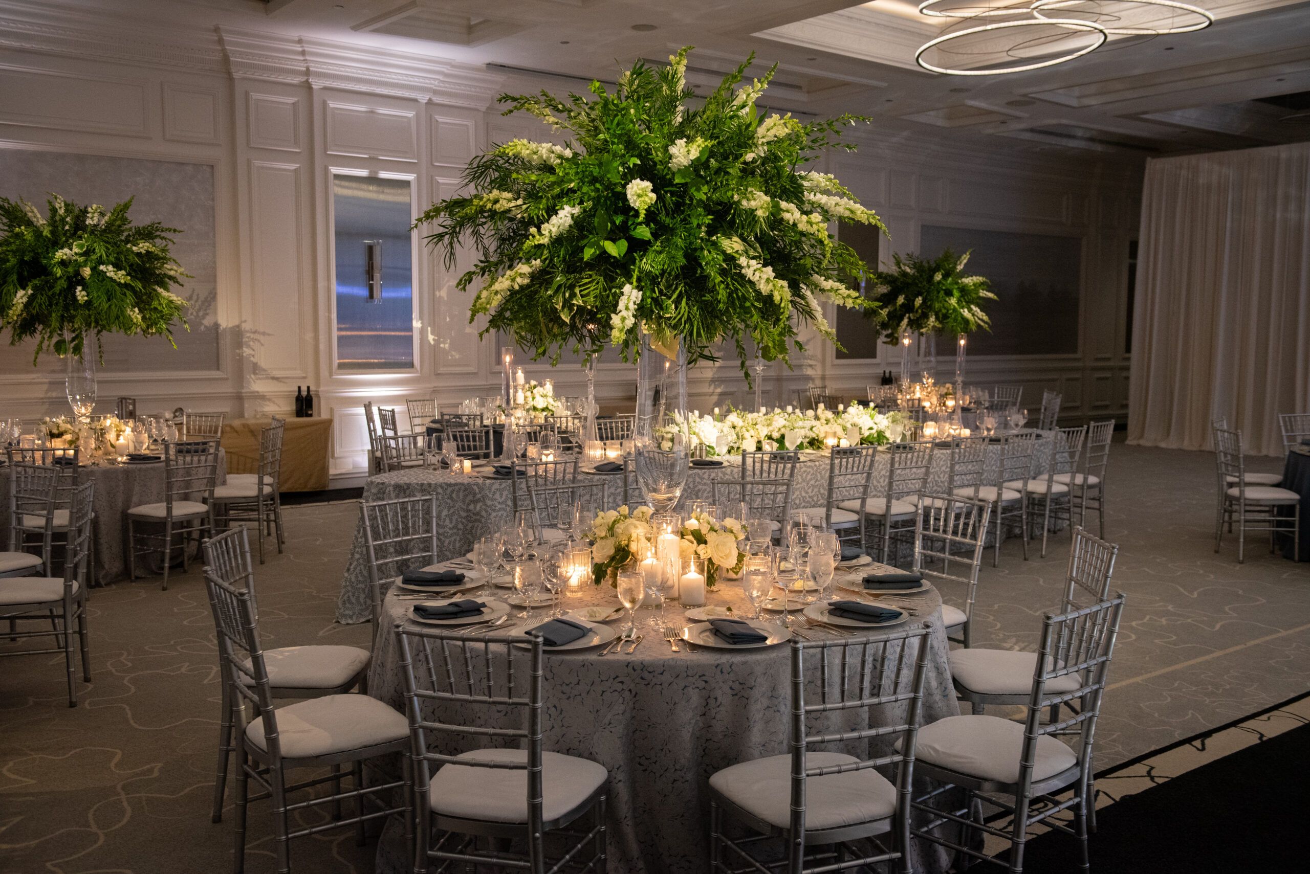Elevated Chicago Wedding at Four Seasons Hotel: Timeless Luxury