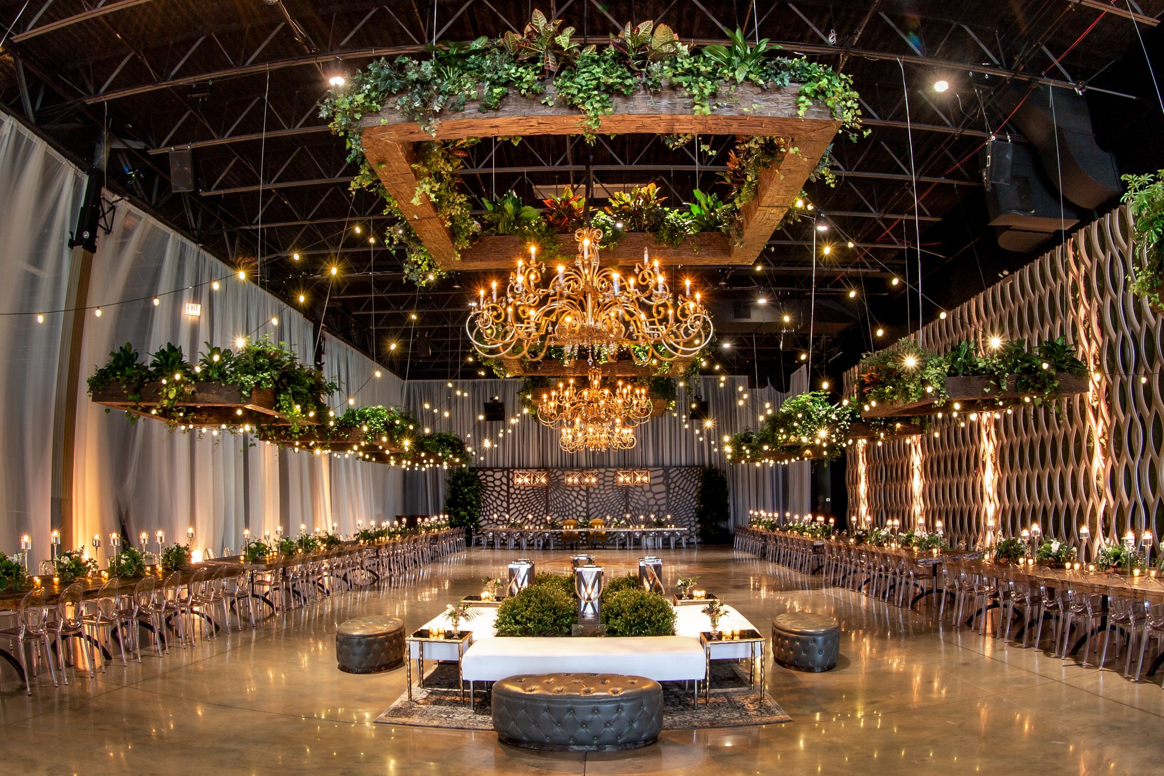 16 Industrial Loft Wedding Venues in Chicago That Wow