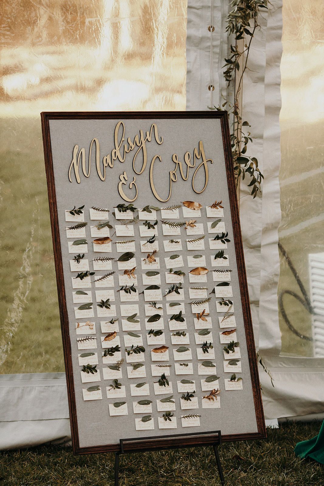 Rustic Chic Wedding at Saddle Woods Farm in Murfreesboro, Tennessee