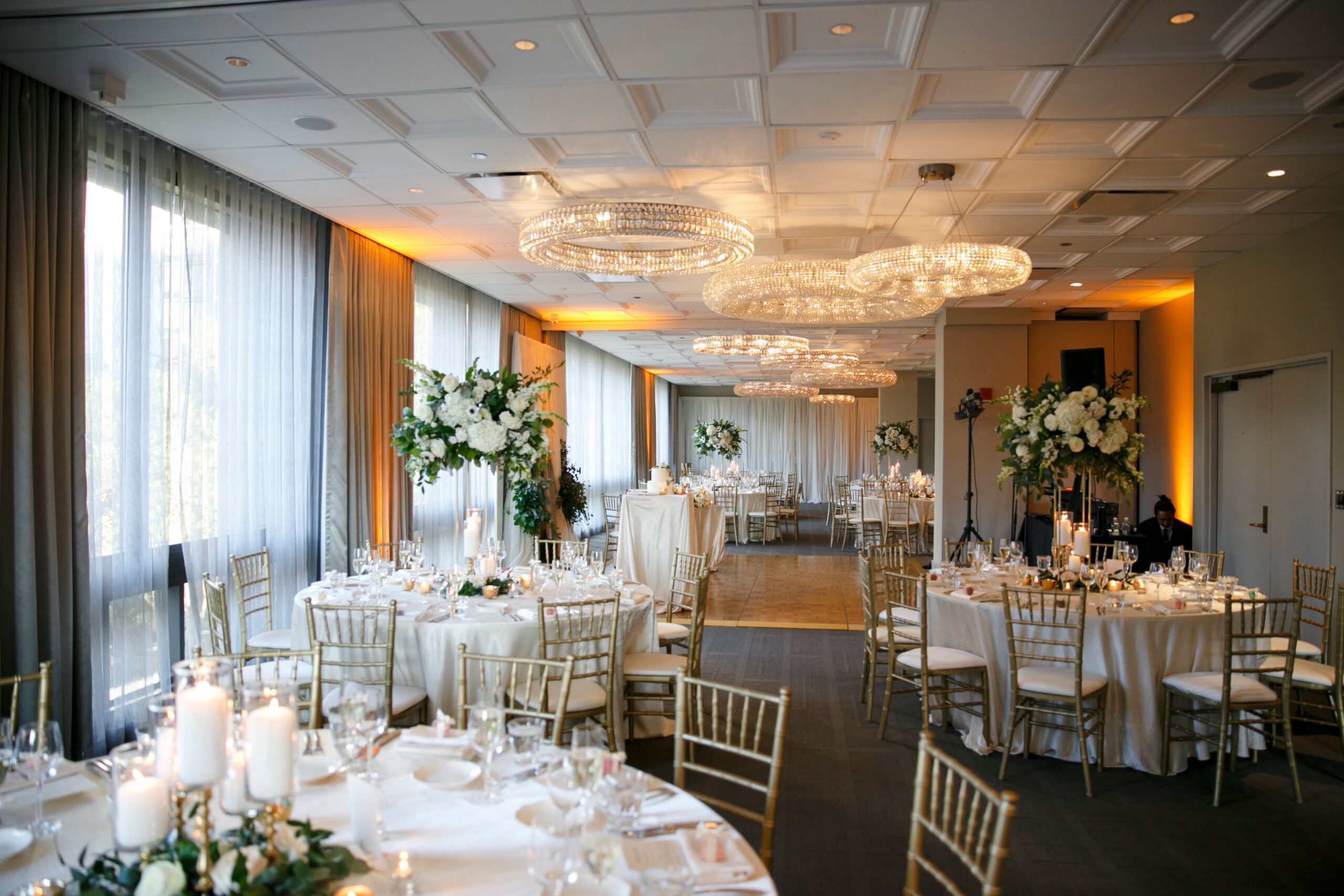 Timeless Wedding at Thompson Chicago in Chicago, IL