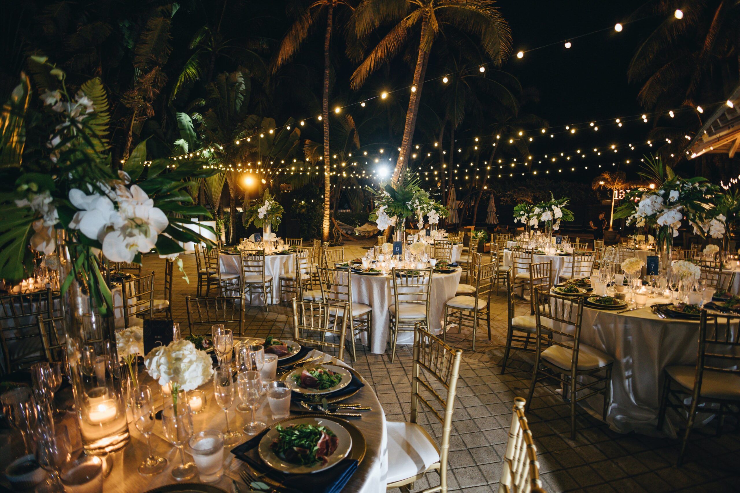 Modern and Romantic Winter Wedding at The National Hotel Miami Beach