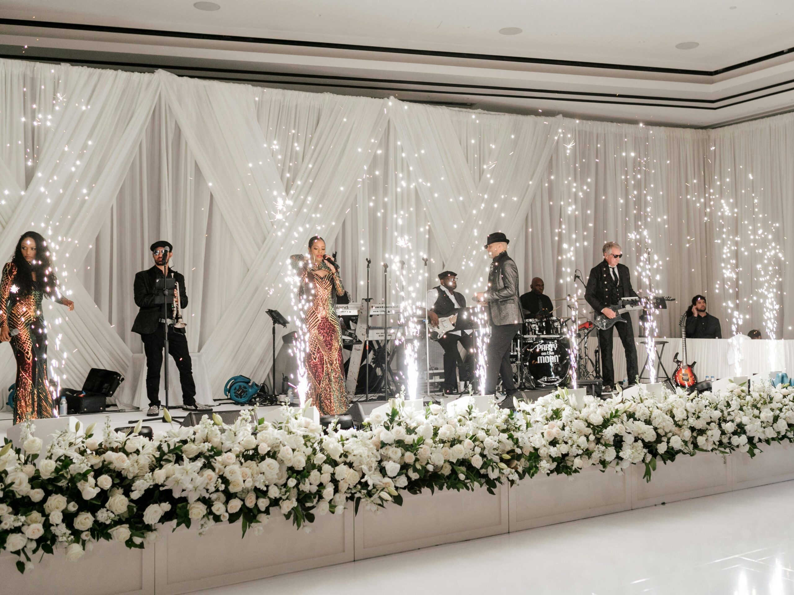Opulent Glamour Unveiled With This Dazzling Wedding at Four Seasons Hotel New Orleans