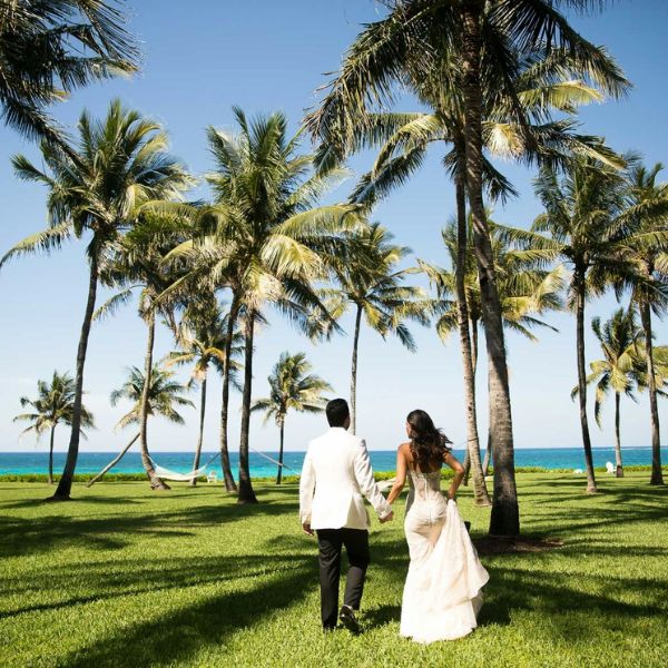 How to Choose a Destination Wedding Photographer According to an Industry Expert
