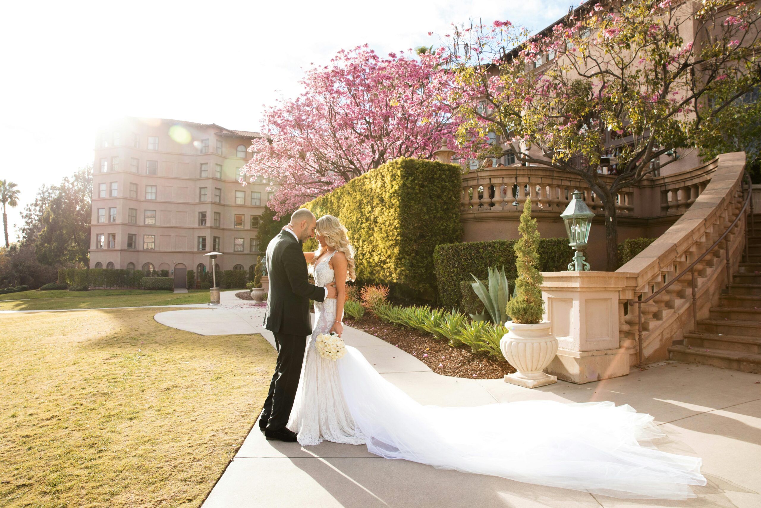 19 Gorgeous Garden Wedding Venues in Los Angeles - PartySlate, image size:2560x1707