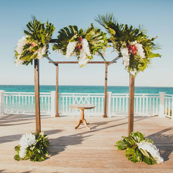Wedding Arch Ideas for Every Venue & Destination — Find Your Perfect Match
