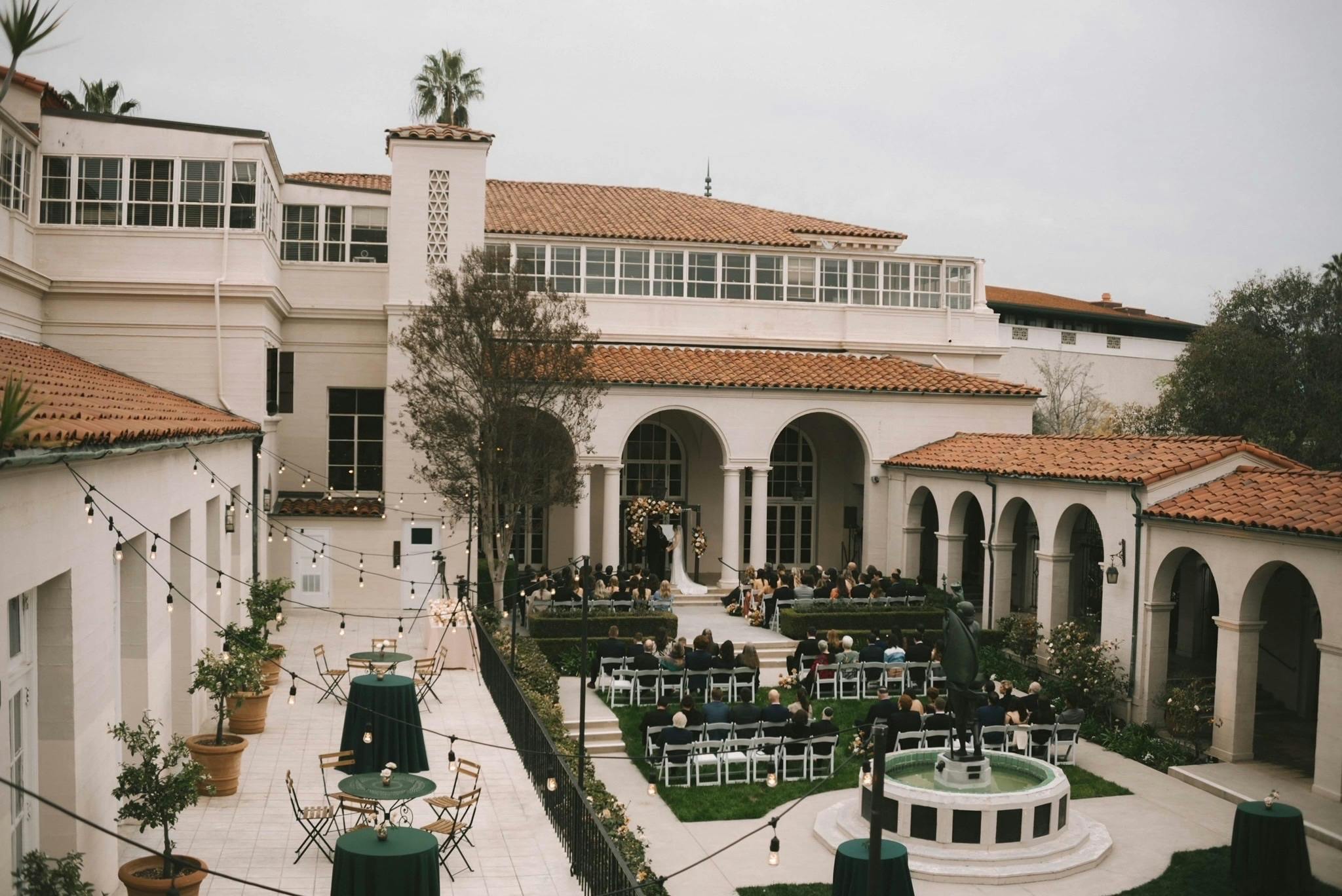 Romantic and Soft Spring Wedding