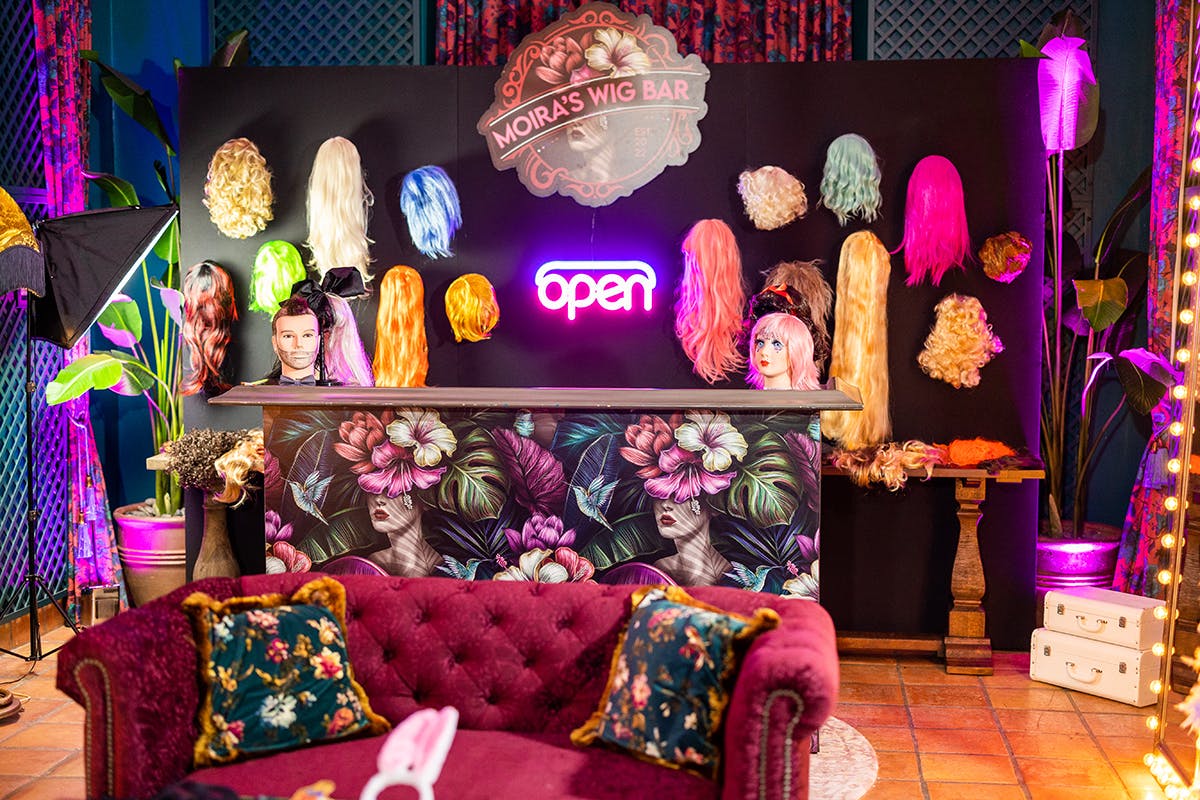 Exquisite Tropical Wedding at The Bath Club in Miami Beach, Florida