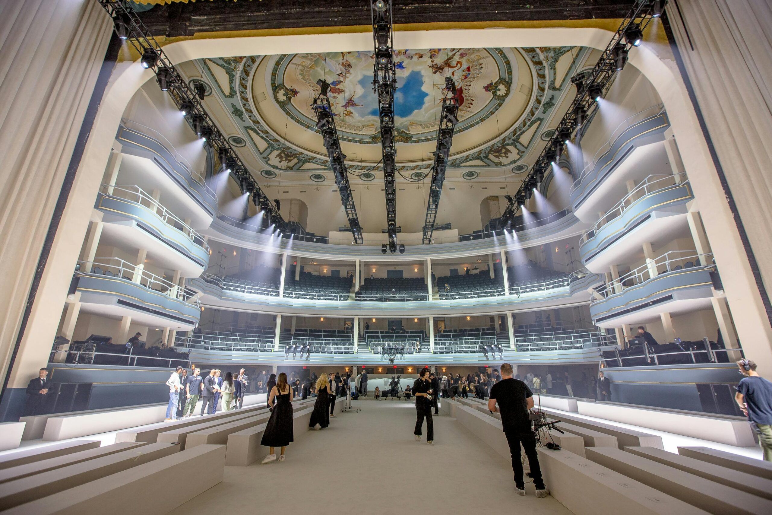 This Fendi Fashion Show Came To Life at Manhattan Center