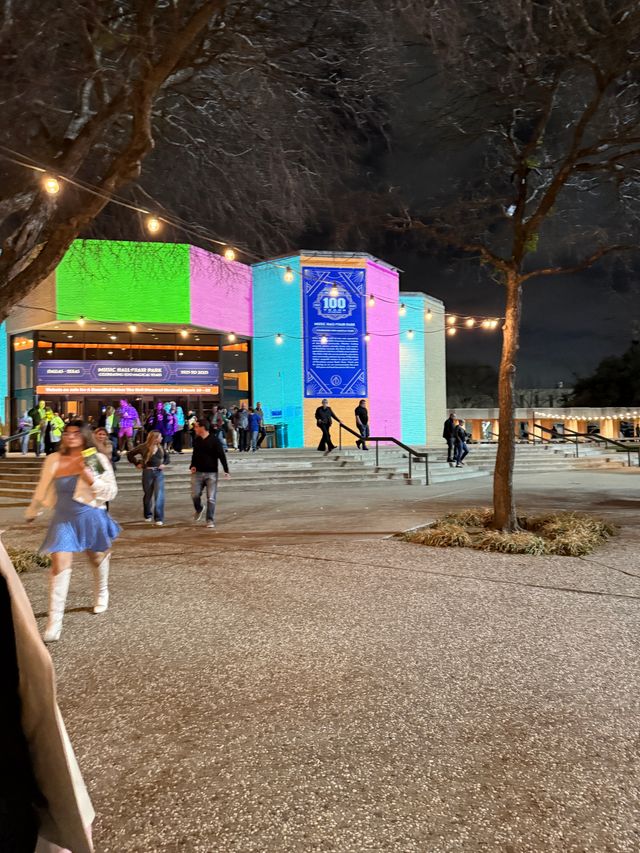 Featured photo from Gatsby Gala