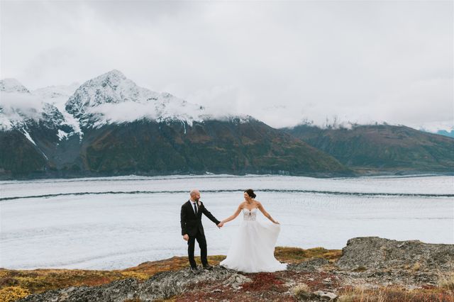 Featured photo from Alaska Helicopter Elopement