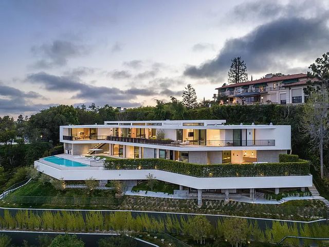 Featured photo from The Siena Two