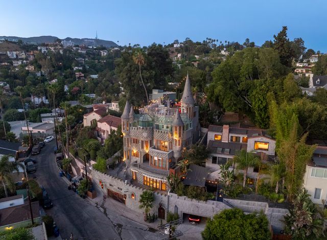 Featured photo from The Ivar One