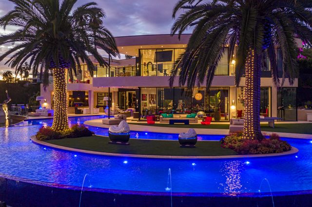 Featured photo from The Flicker One