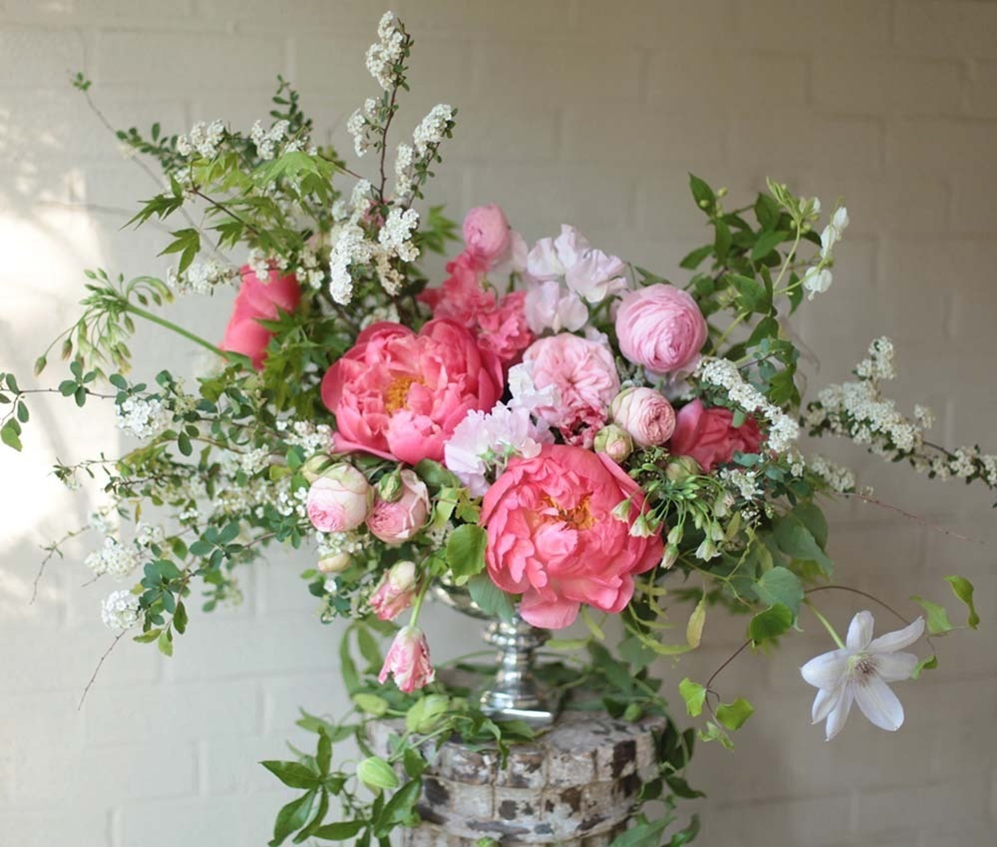 Cover photo of White Magnolia Designs