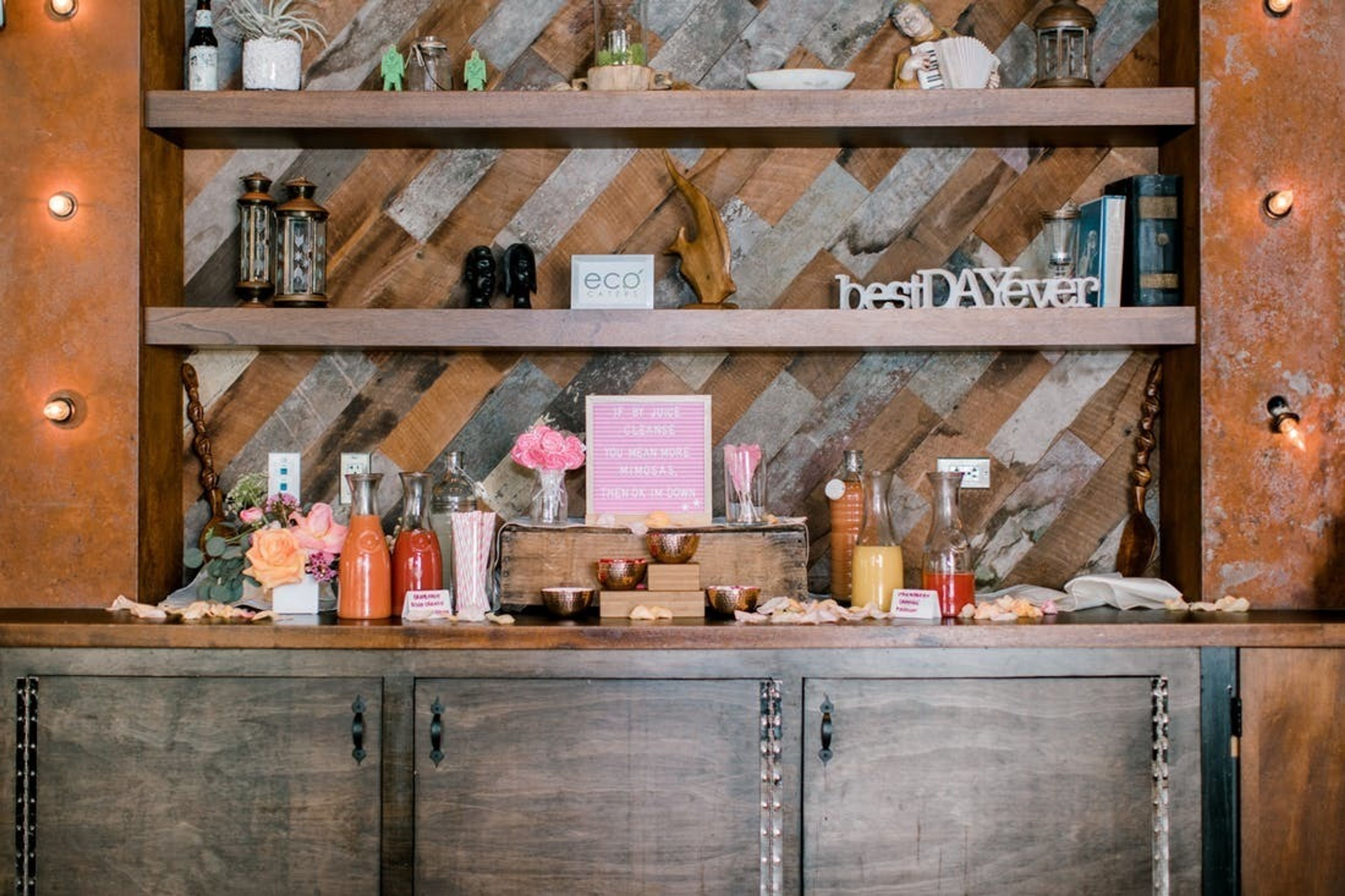 Cover photo of Fox and Flora