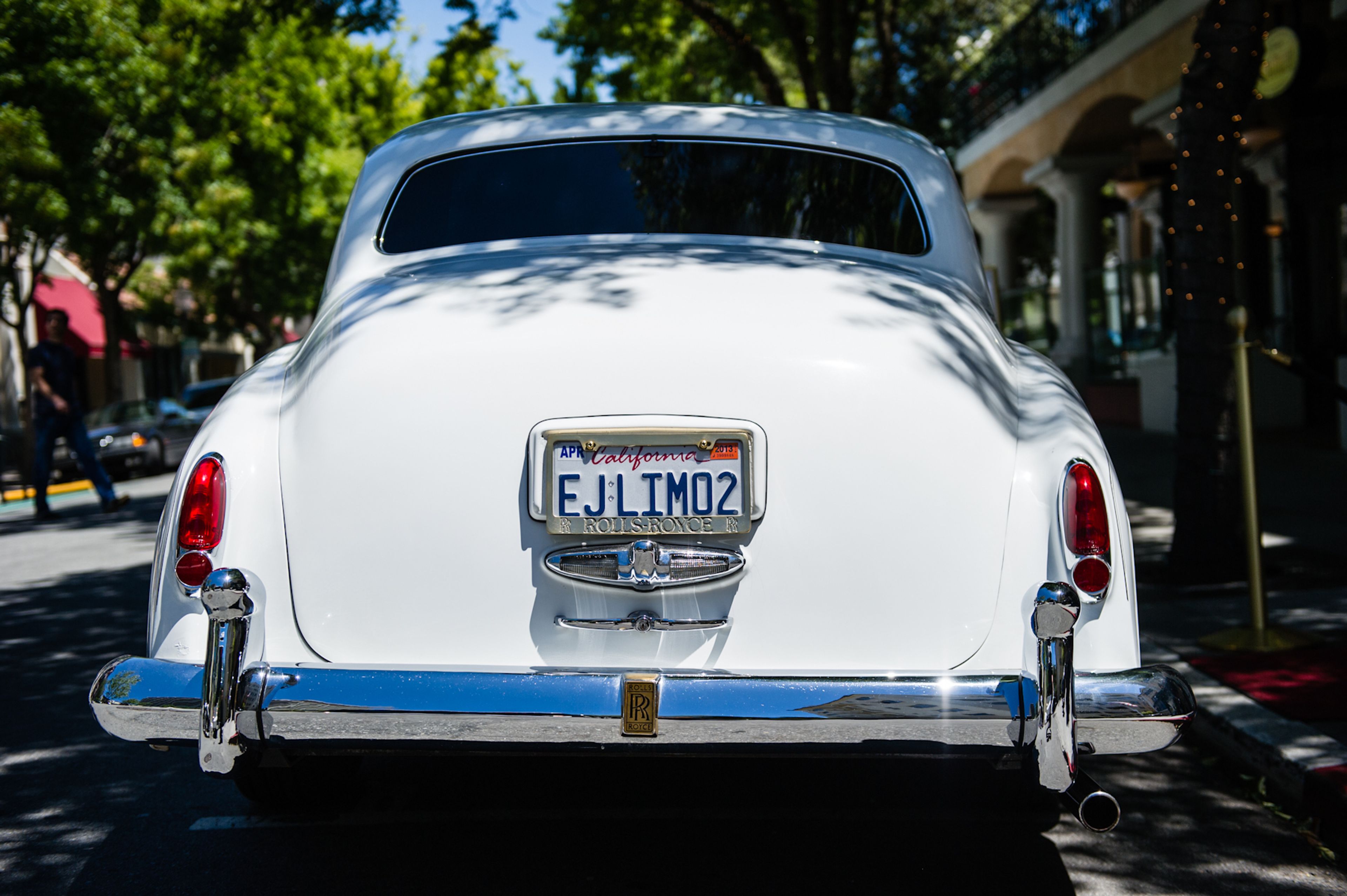 Cover photo of Elegant Journey Limousine