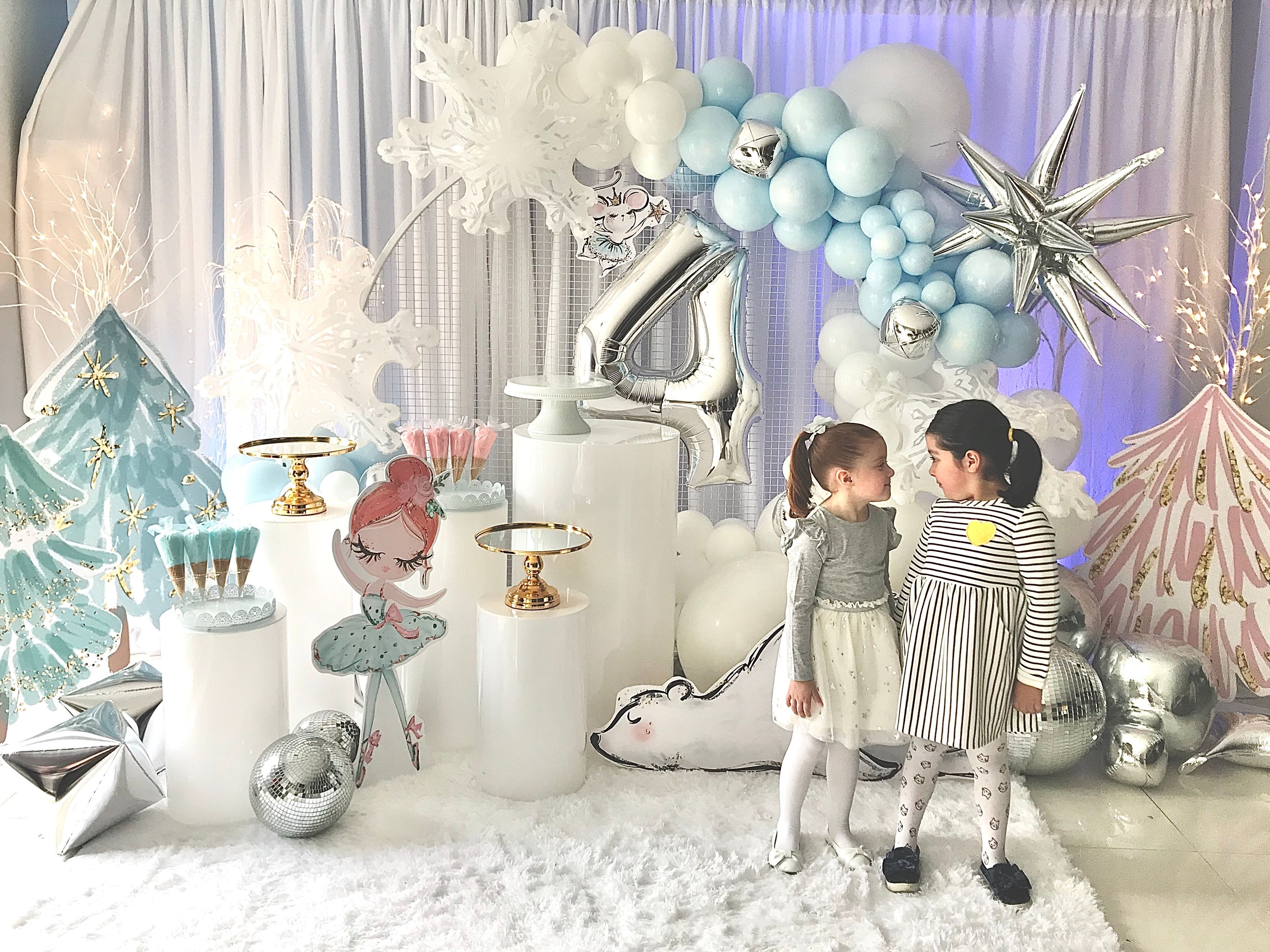 Cover photo of La Vie Posh