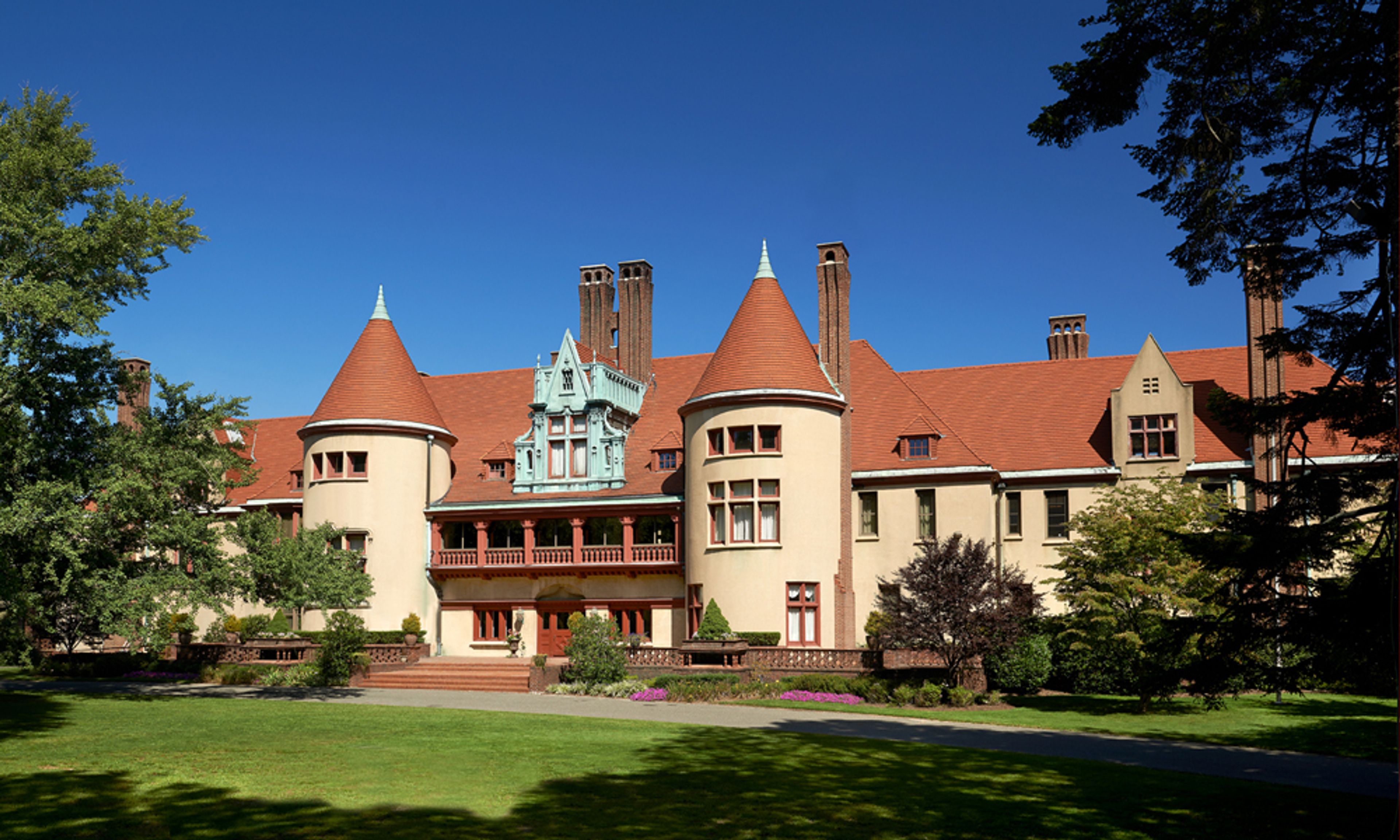 Cover photo of Chateau at Coindre Hall