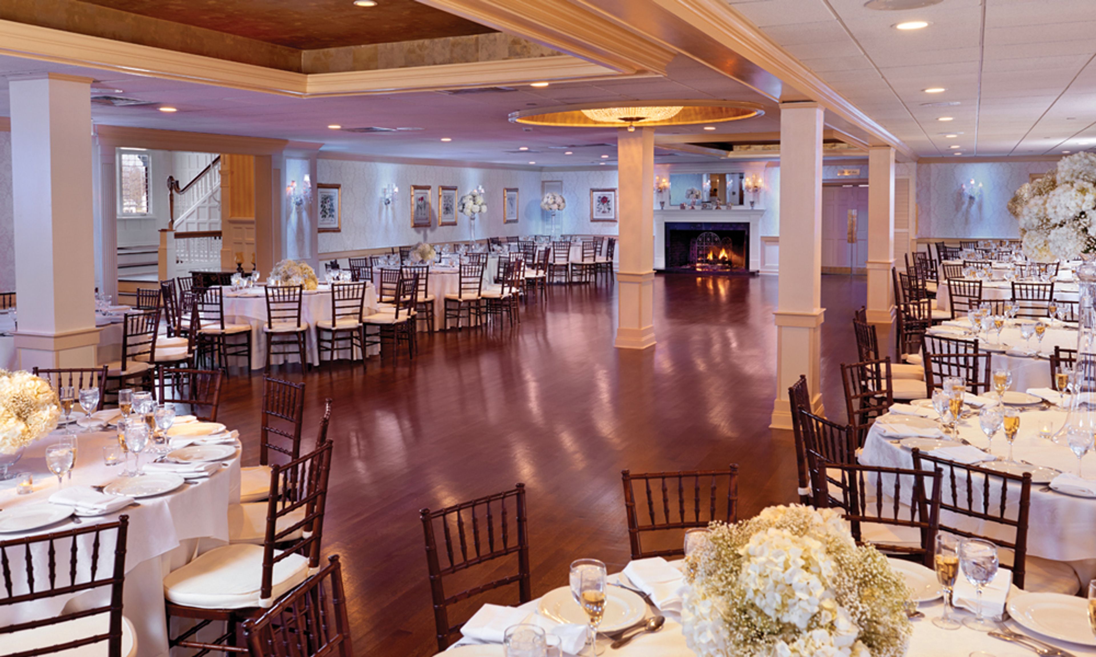 Cover photo of Mansion at Timber Point