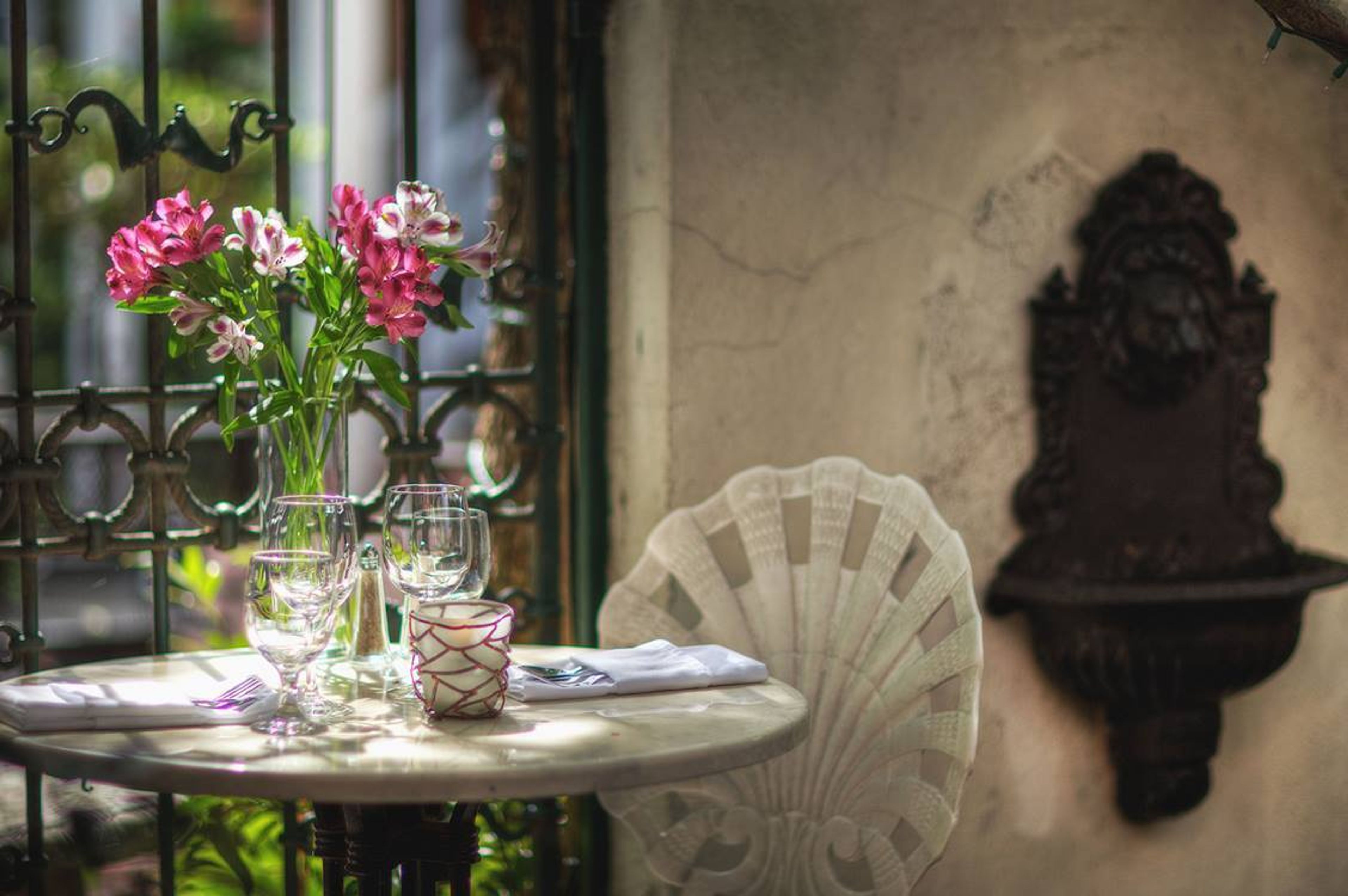 Cover photo of 82 Queen