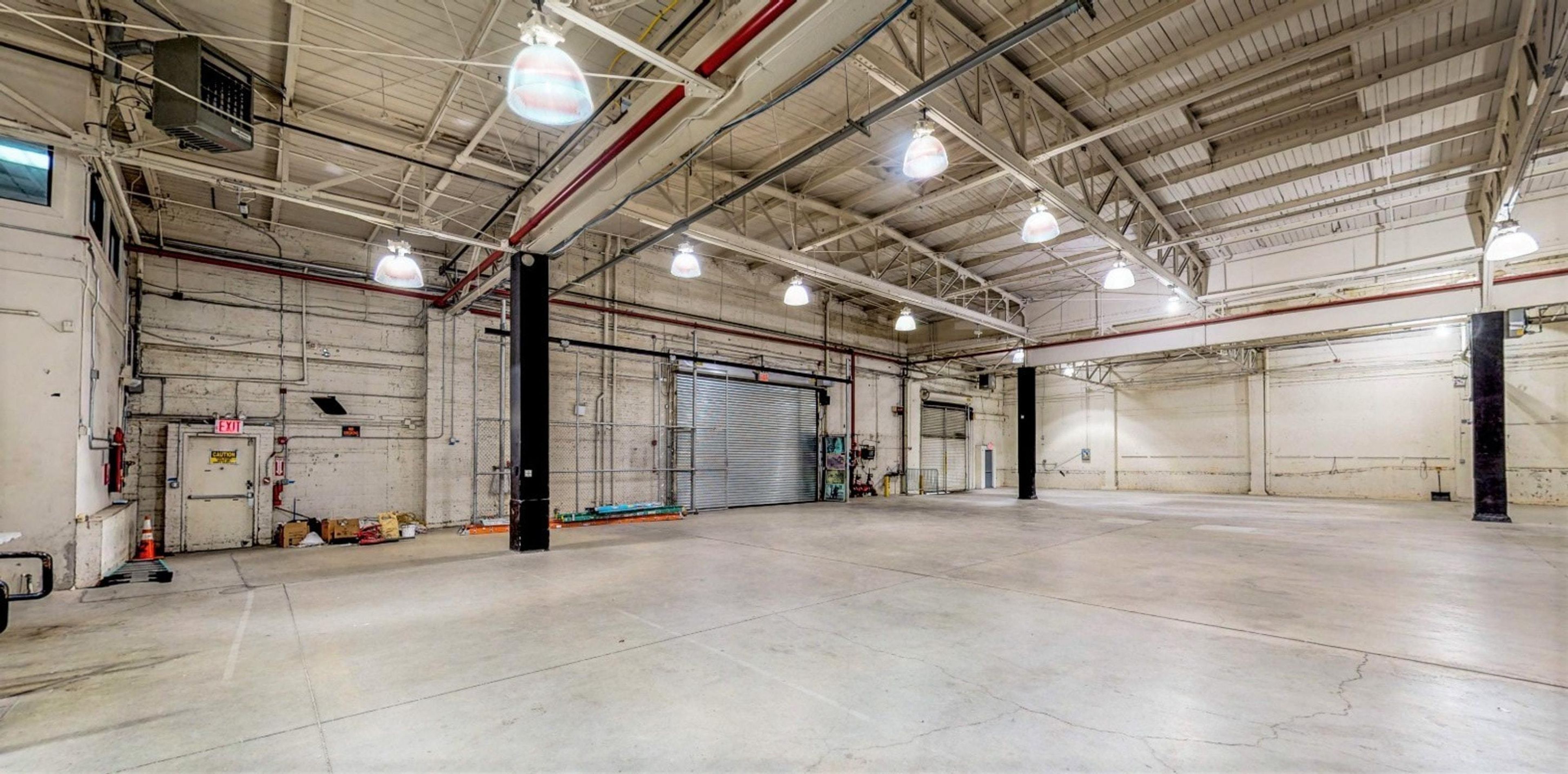 Cover photo of Franklin Warehouse by Bon & Oak