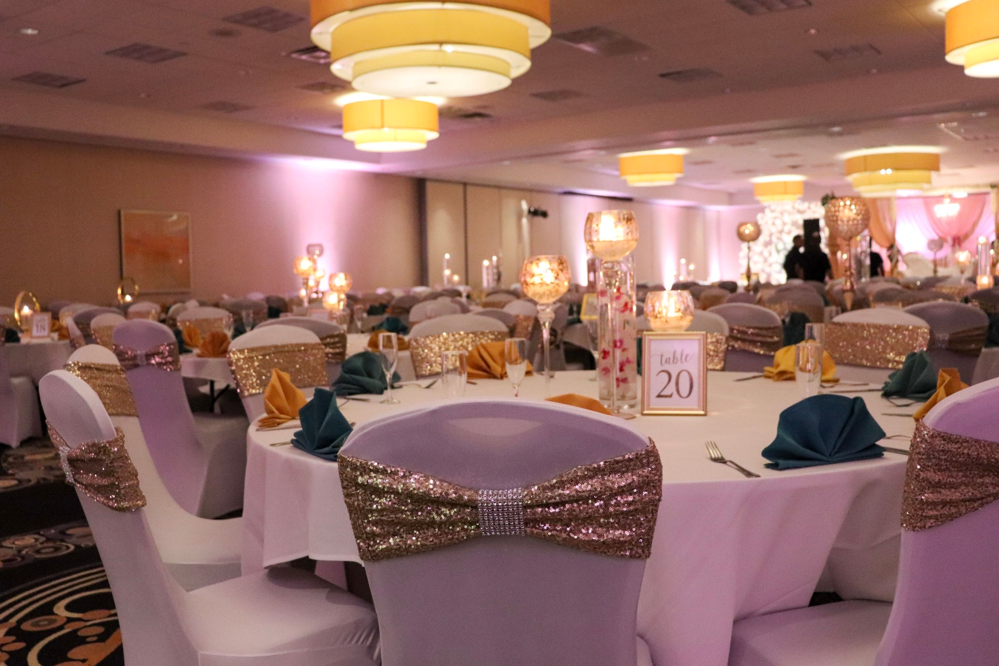 Cover photo of Holiday Inn Chicago - Elk Grove