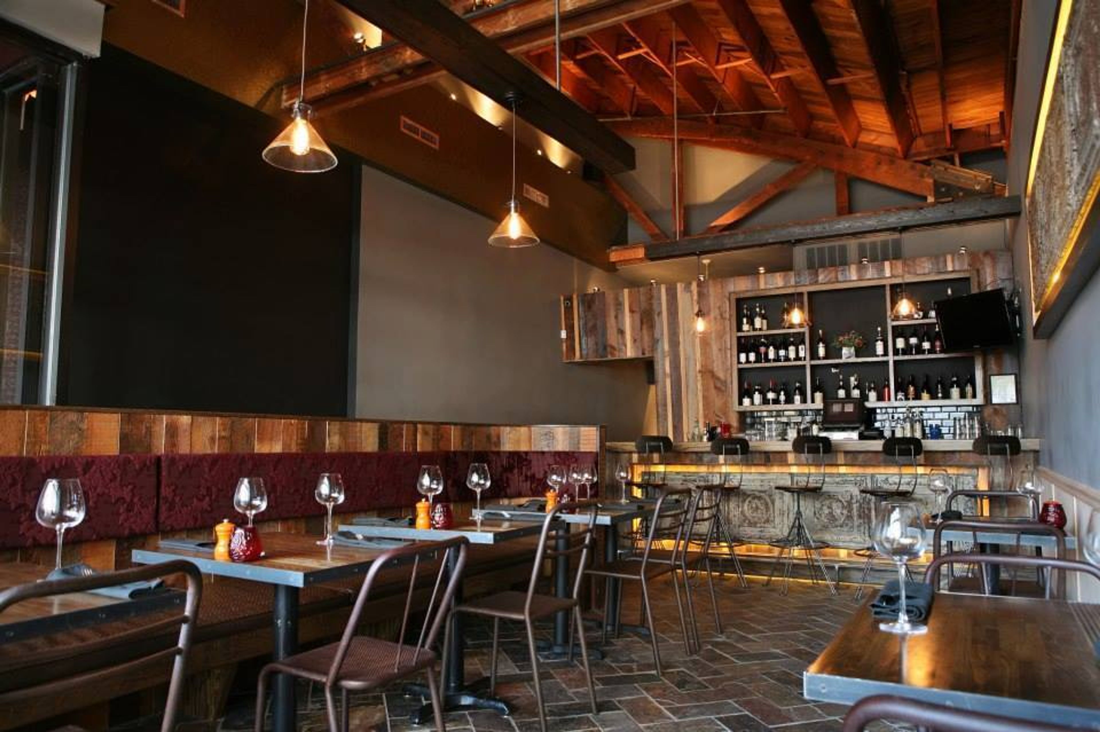 Cover photo of Eduardo's Enoteca