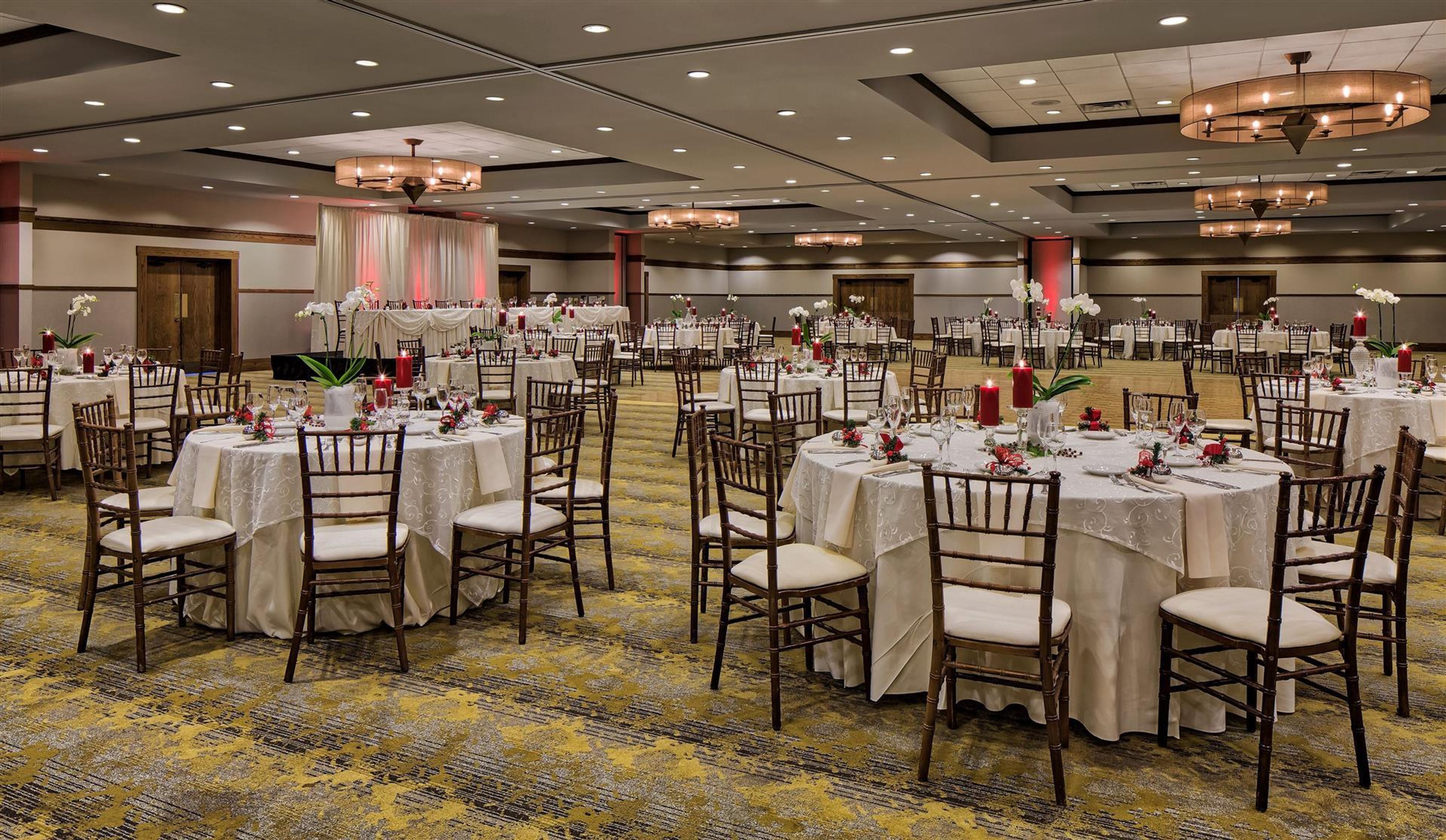 Cover photo of DoubleTree by Hilton Hotel Libertyville - Mundelein