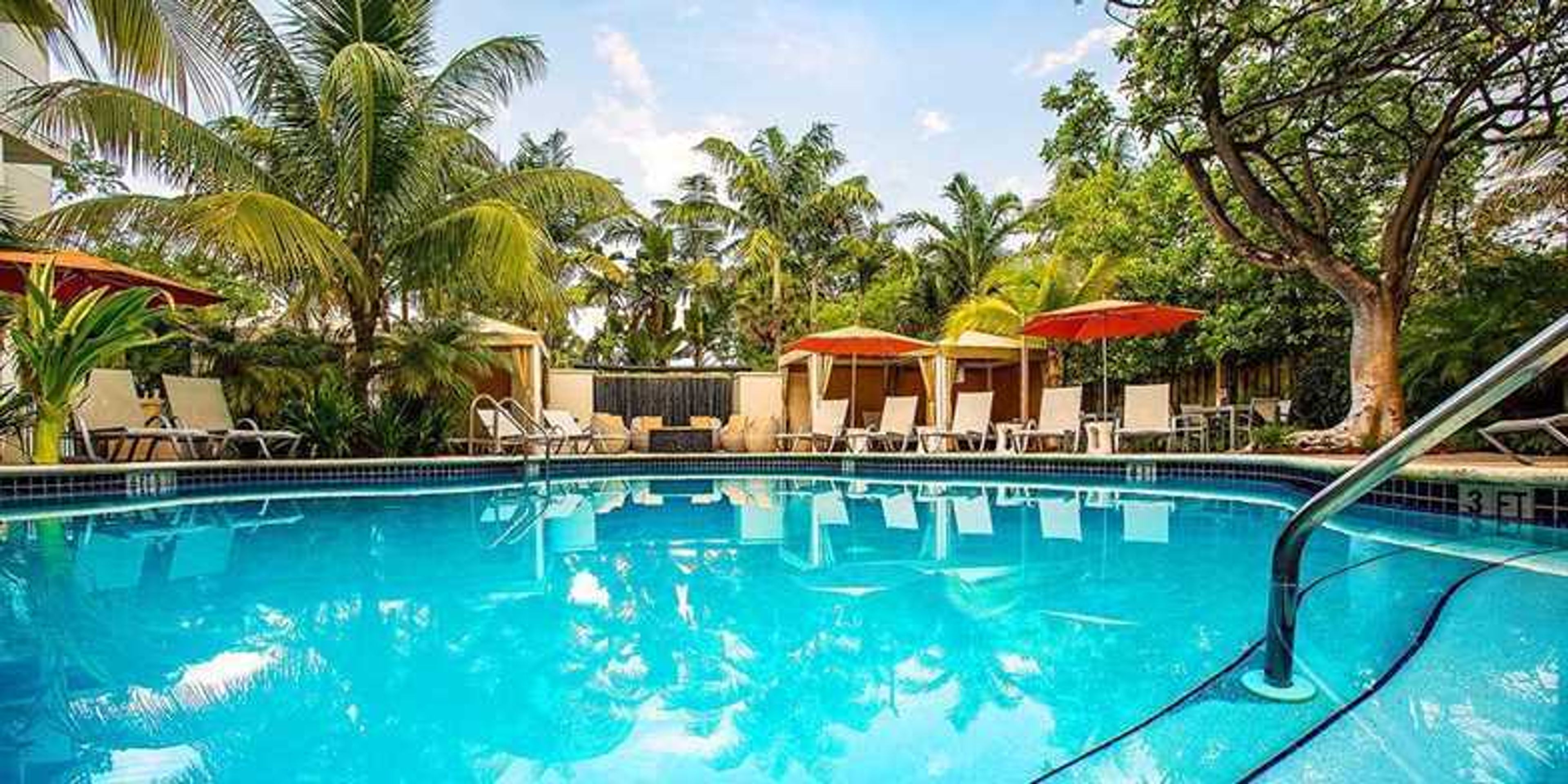 Cover photo of Hotel Urbano