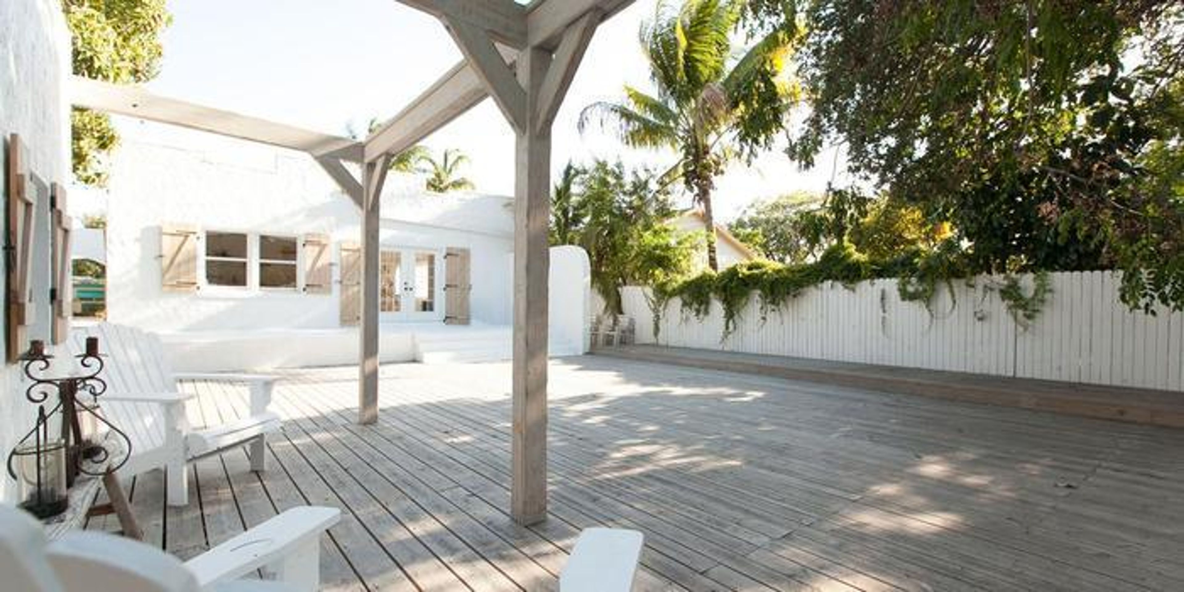 Cover photo of Shooting Stardust Studio