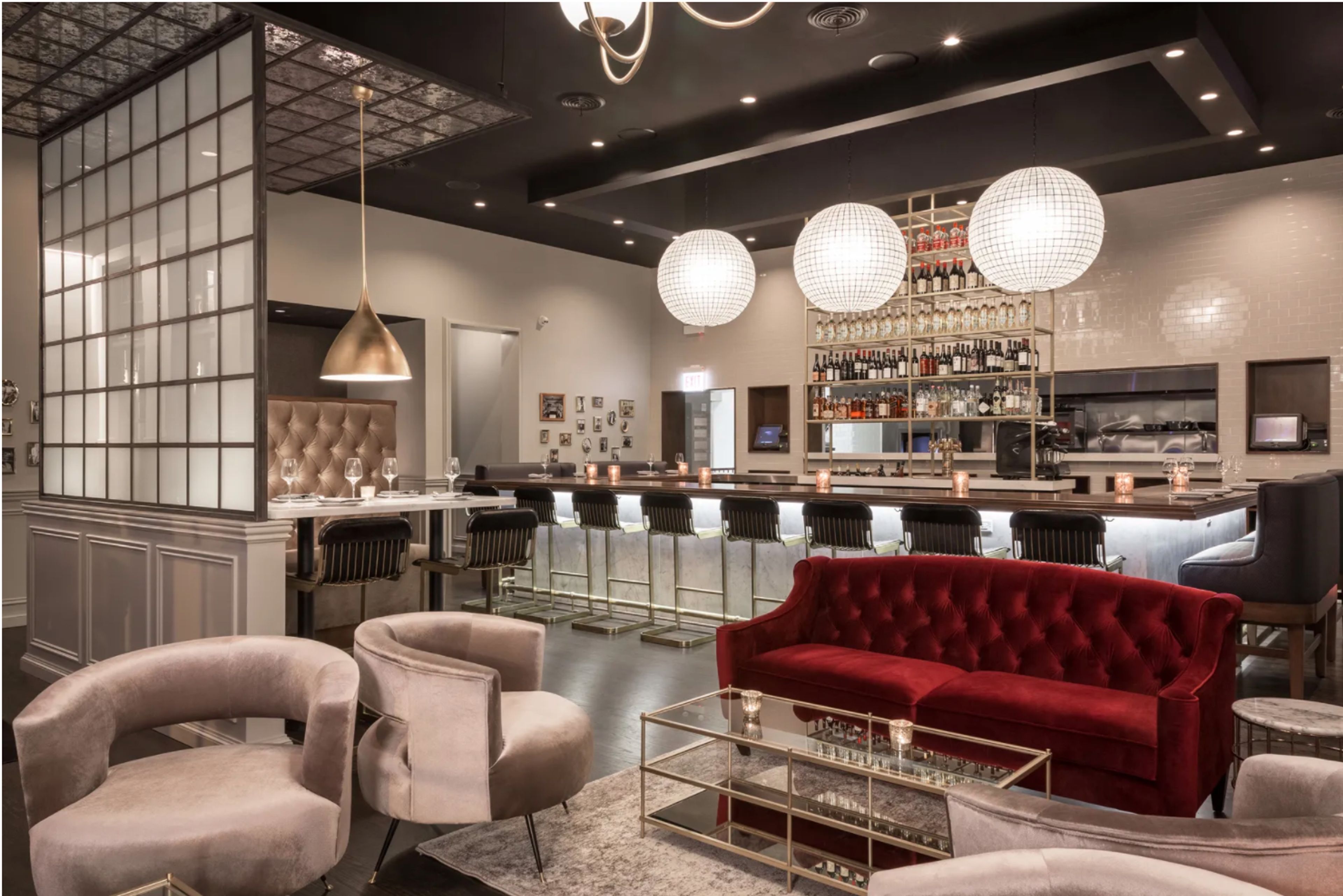 Cover photo of Ella Elli