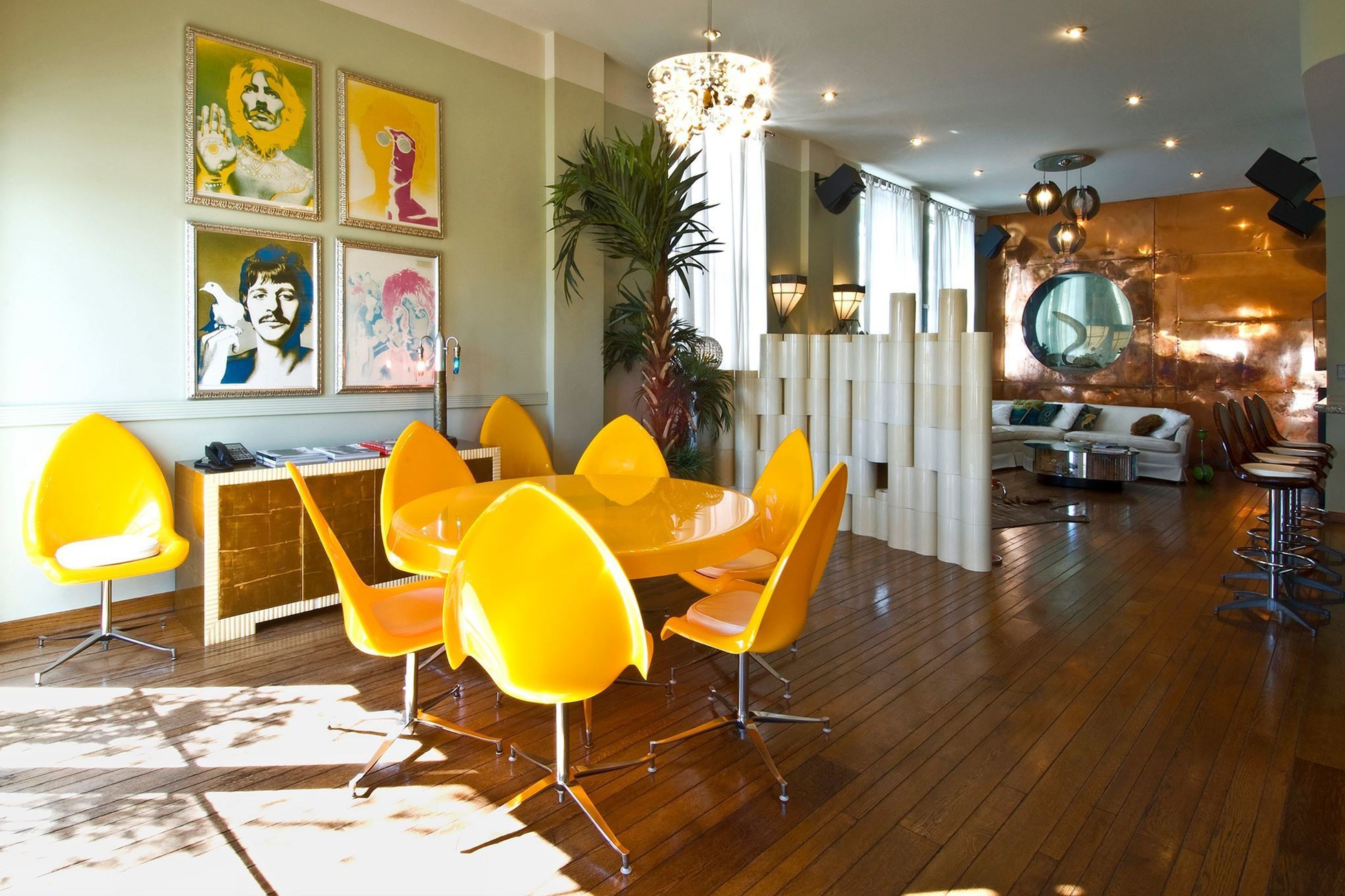 Cover photo of Pelican Hotel & Cafe