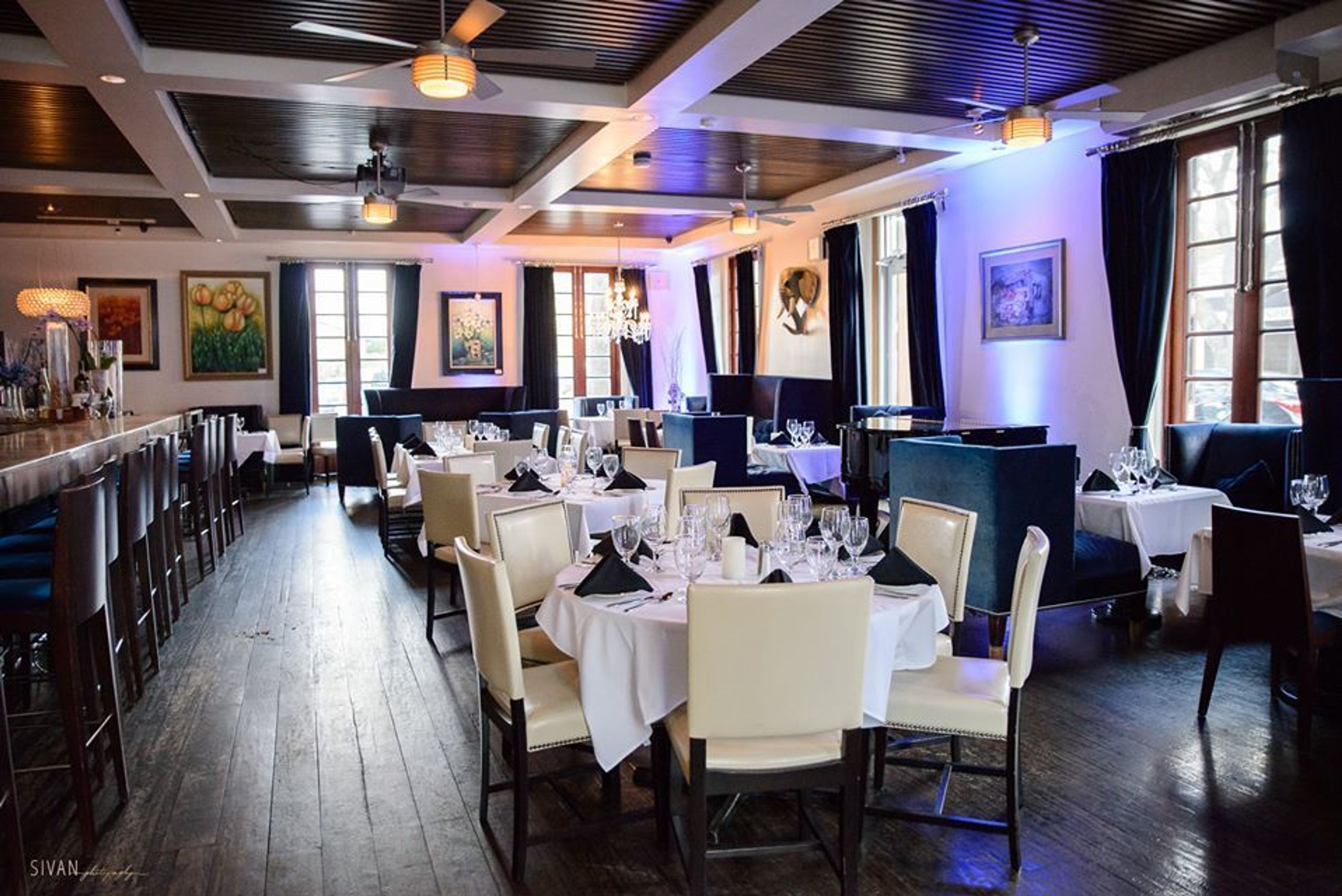 Cover photo of Chez Vincent & Hannibal's On The Square