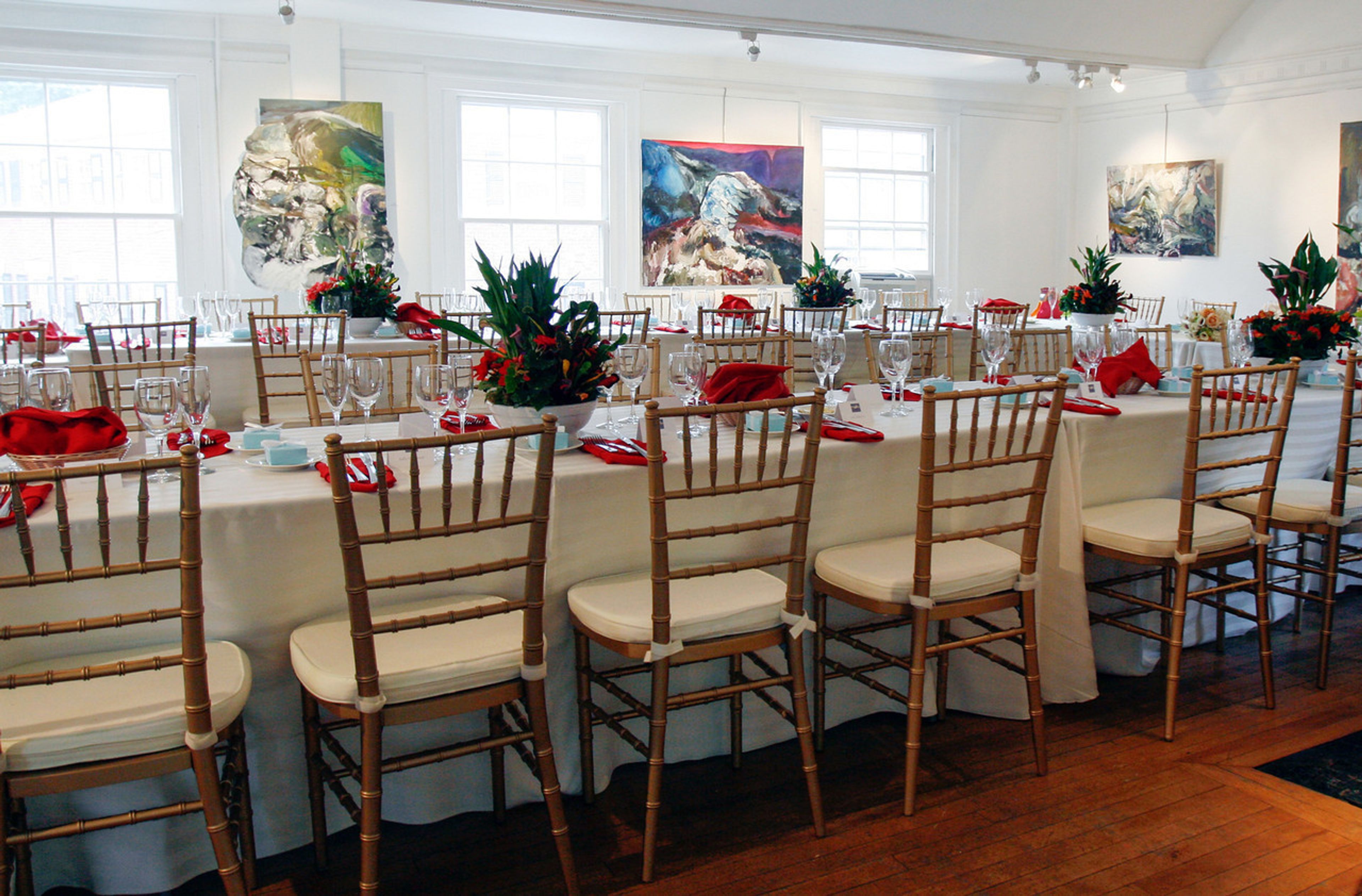 Cover photo of King Hooper Mansion