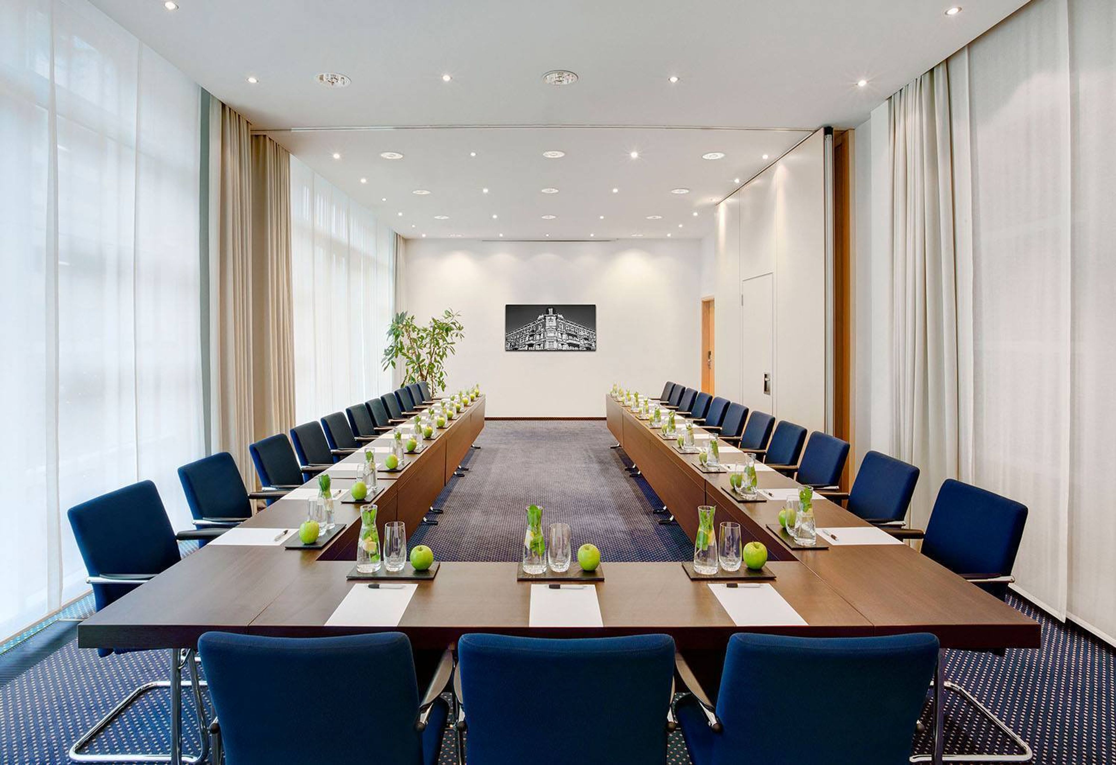 Cover photo of Crowne Plaza Suites Houston Near Sugar Land