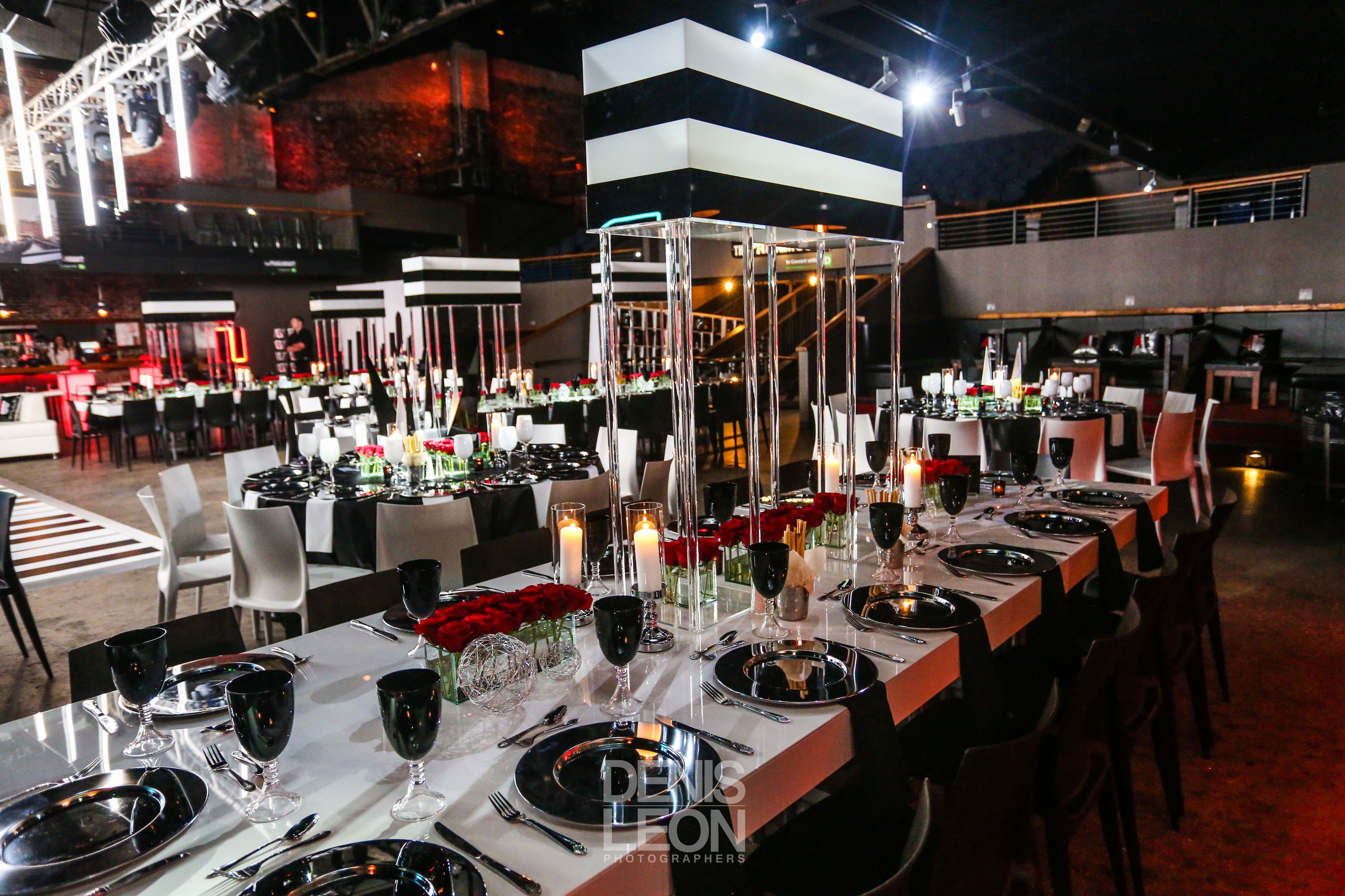 Cover photo of Showplace Floral & Event Design