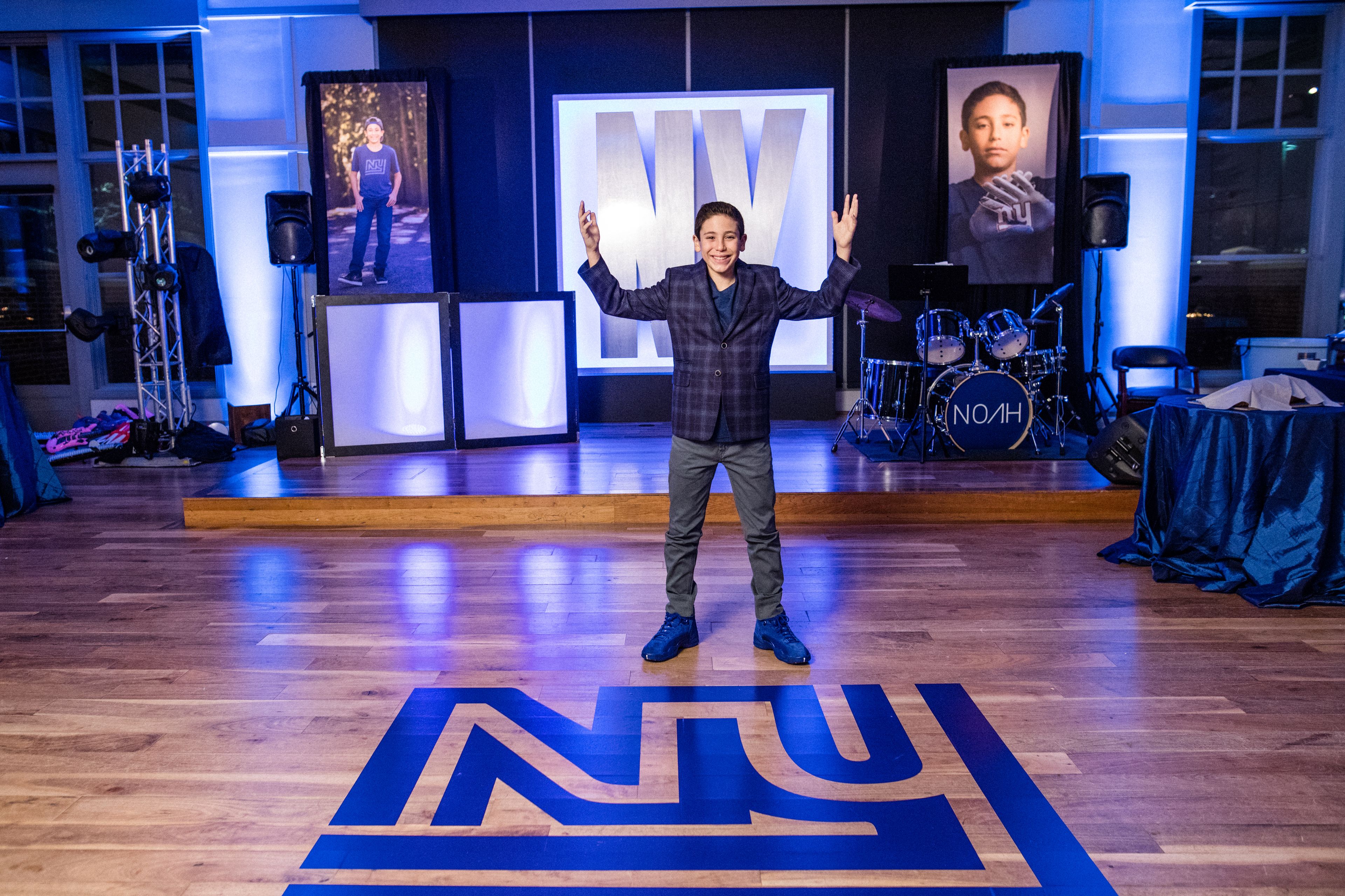 Cover photo of NOAHS