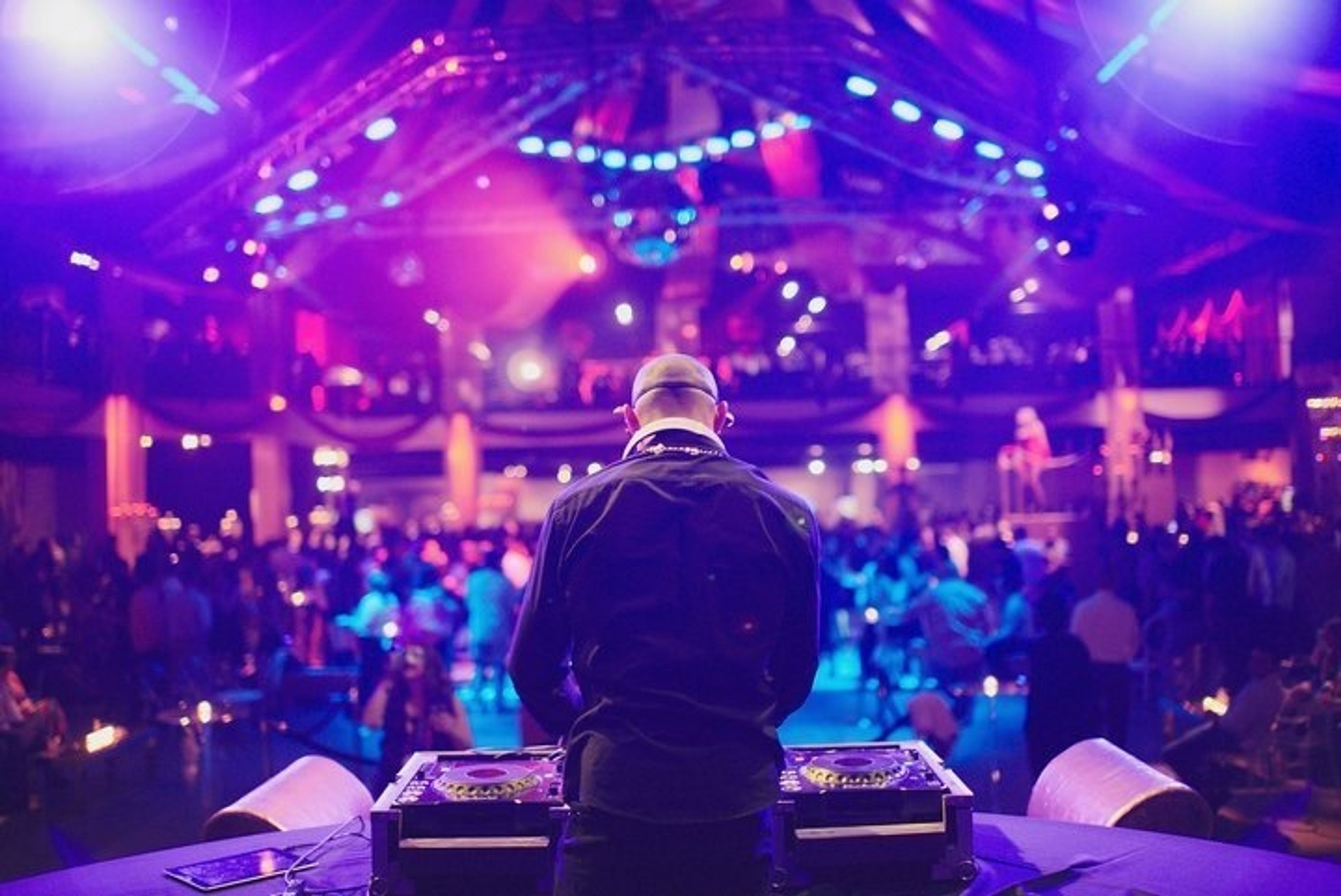 Cover photo of Dlux Entertainment