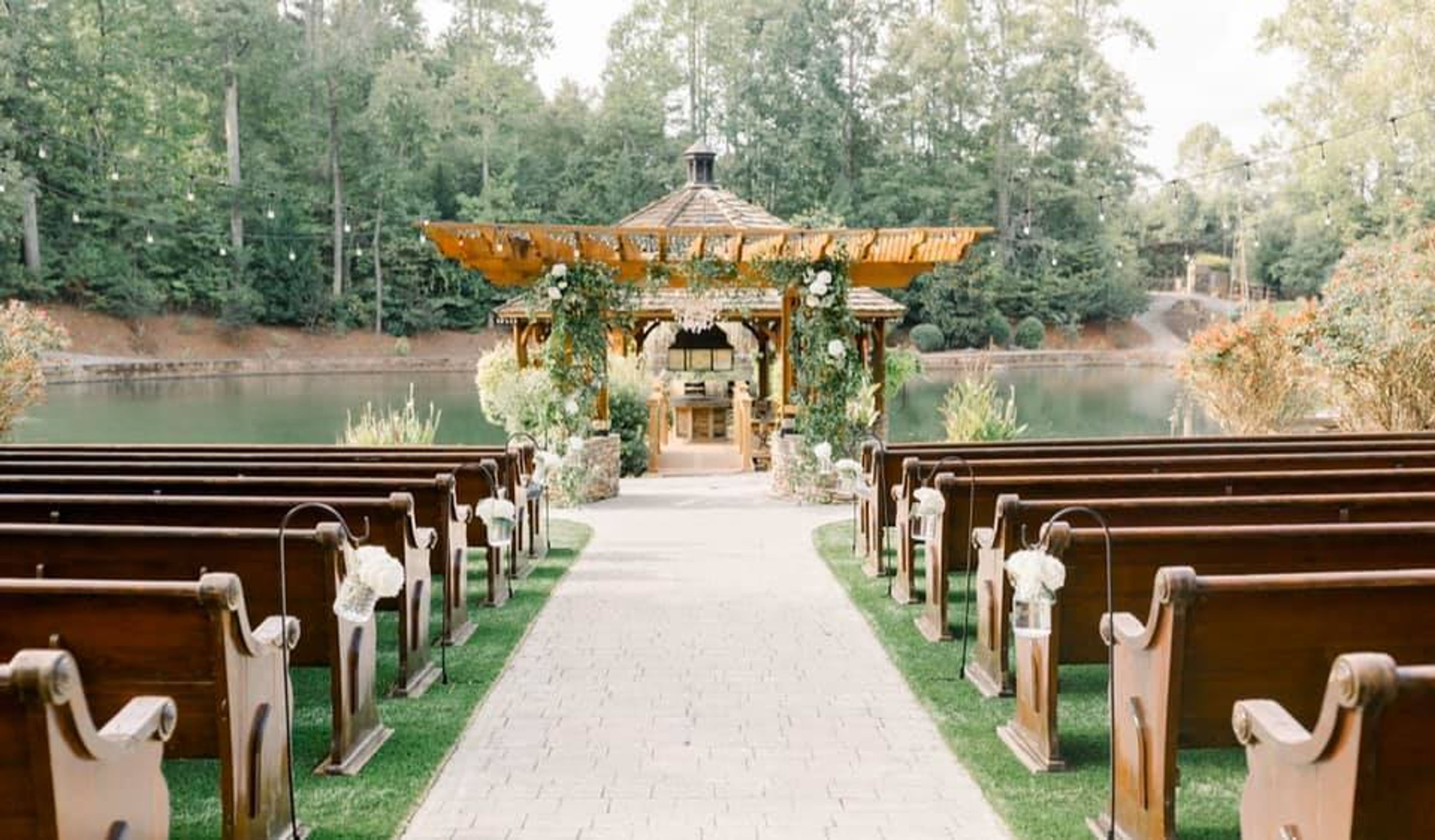 Cover photo of Rocky's Lake Estate