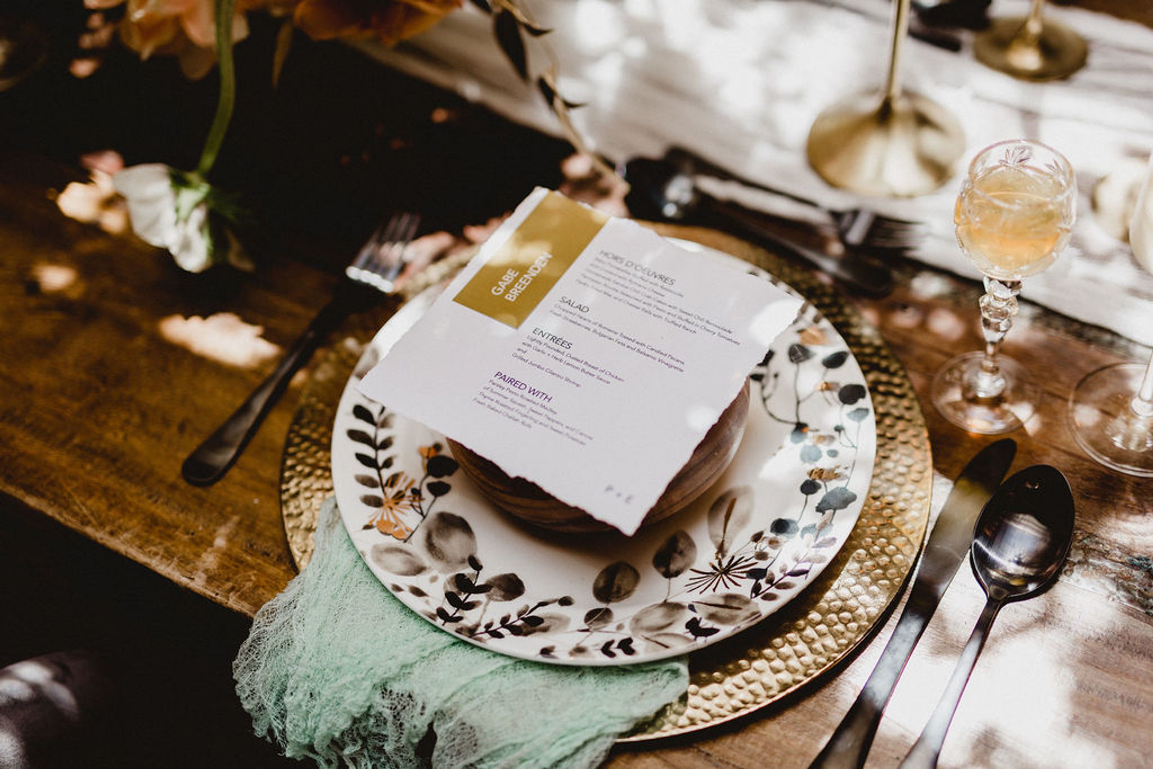 Cover photo of Artisan Rose Event Co.