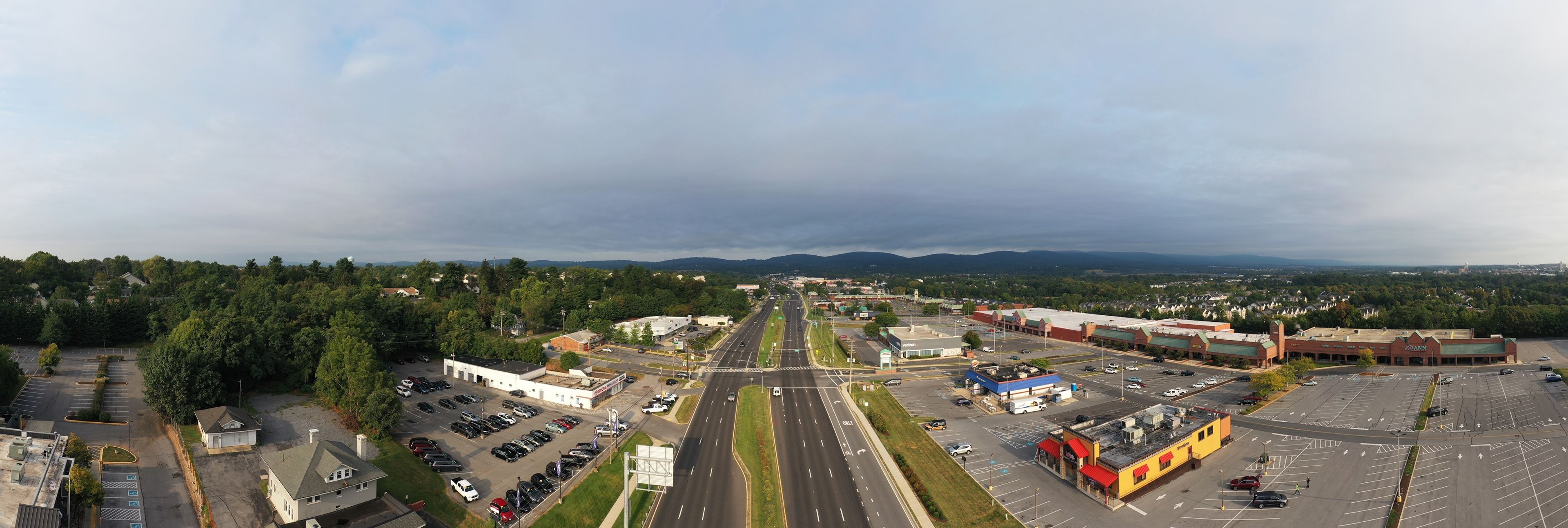 Cover photo of In Depth Photo & Video