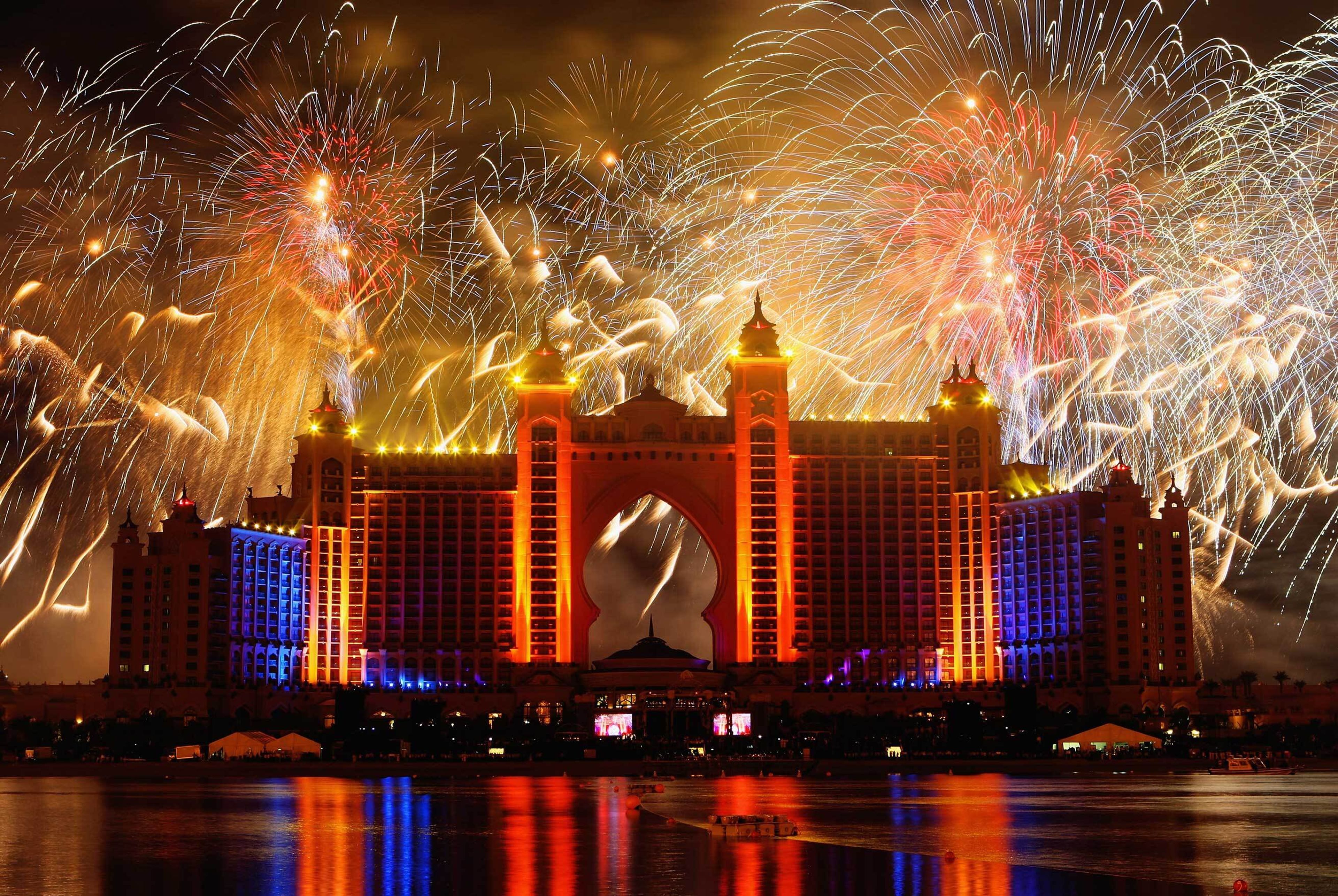 Cover photo of Colin Cowie Lifestyle