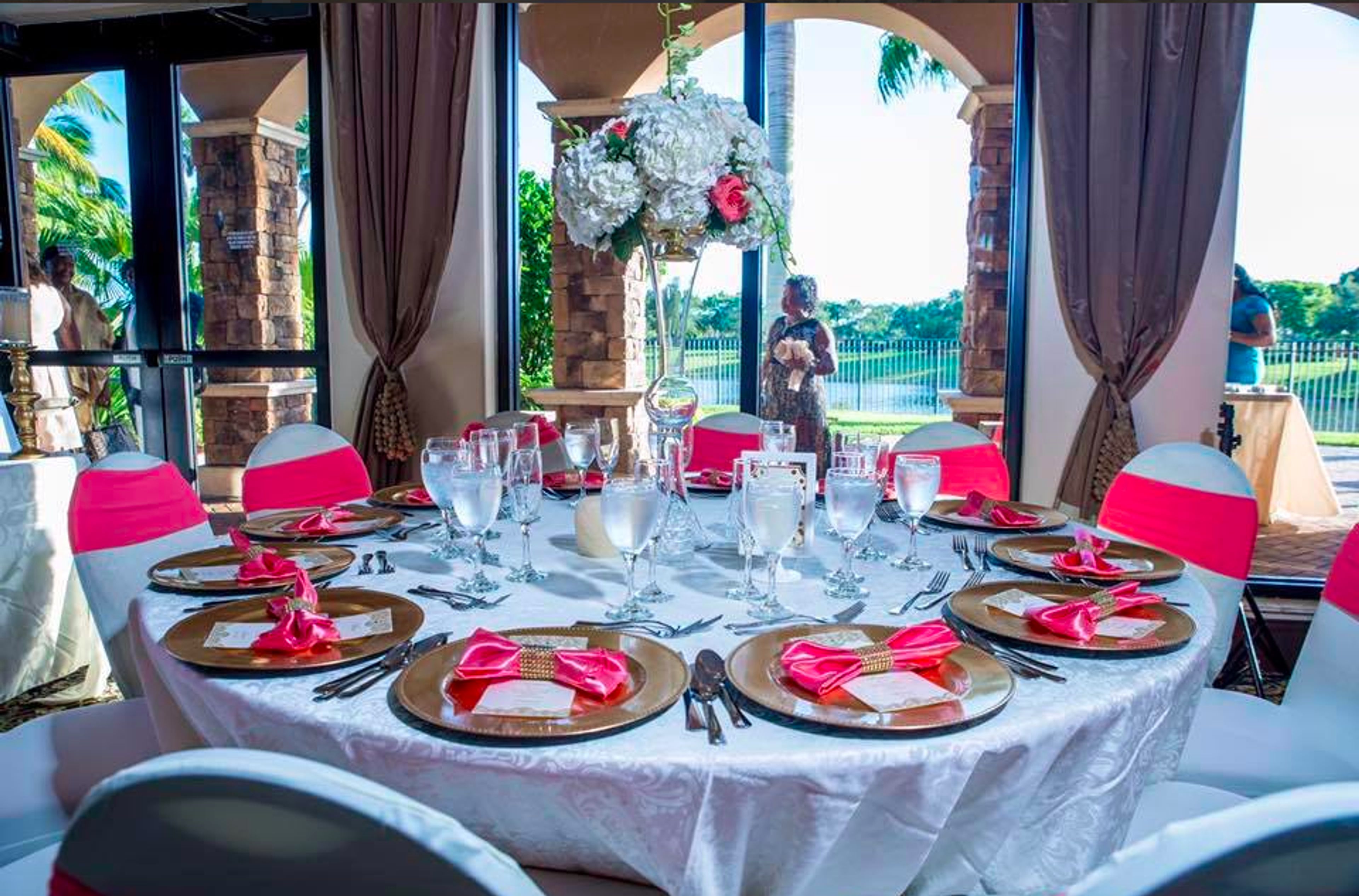 Cover photo of ArtisticExpressionDesigns