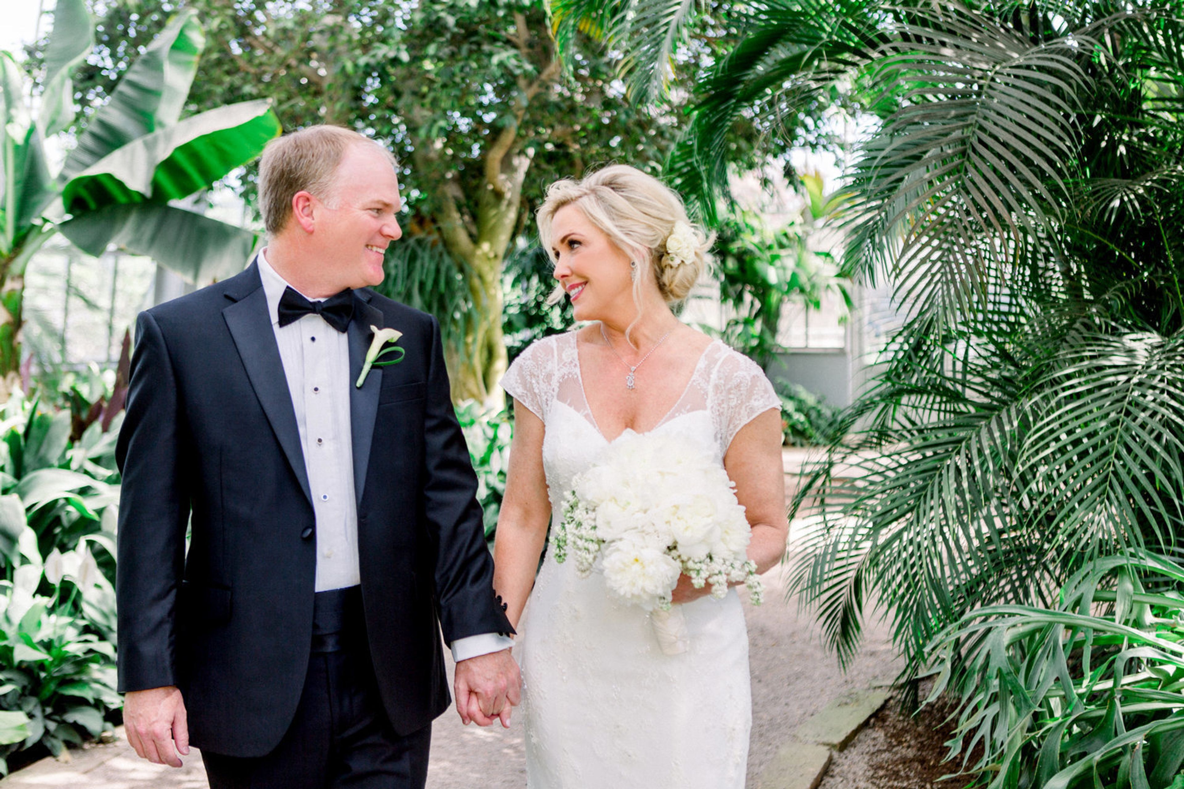 Cover photo of Mo Davis Photography