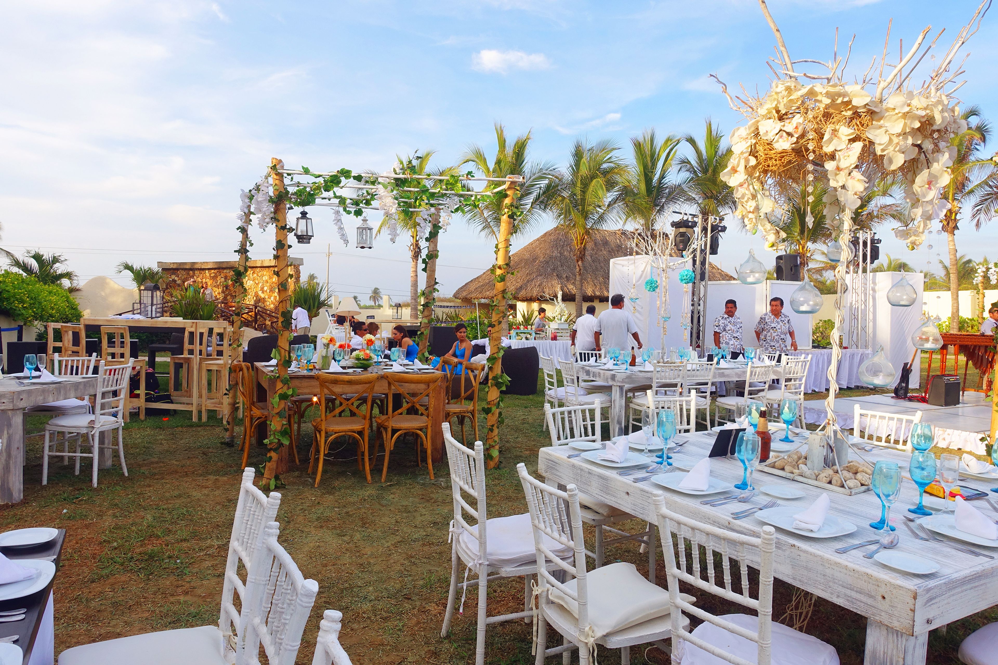 Cover photo of Liz Rigard Acapulco Event Planner