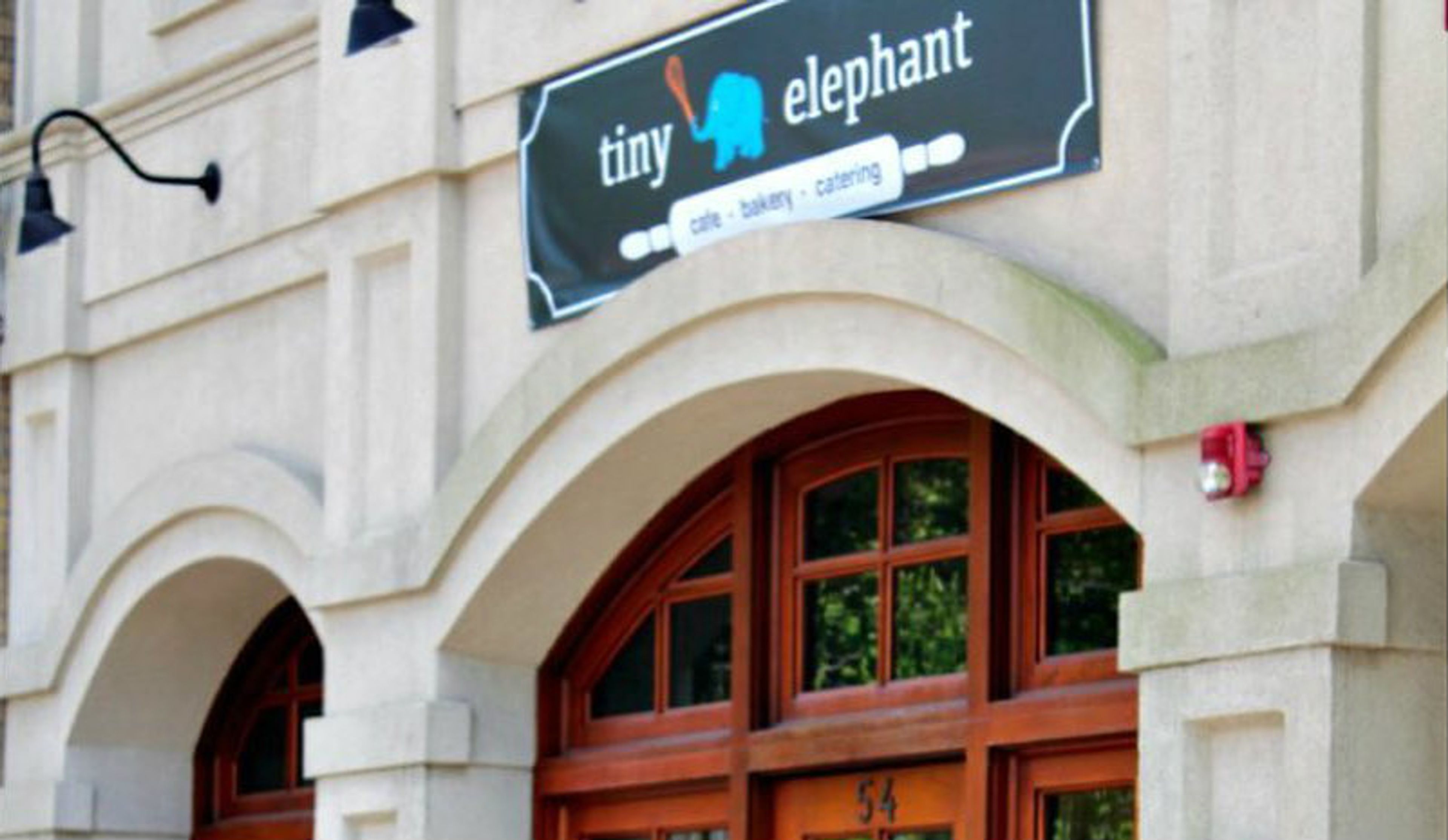 Cover photo of Tiny Elephant Bakery
