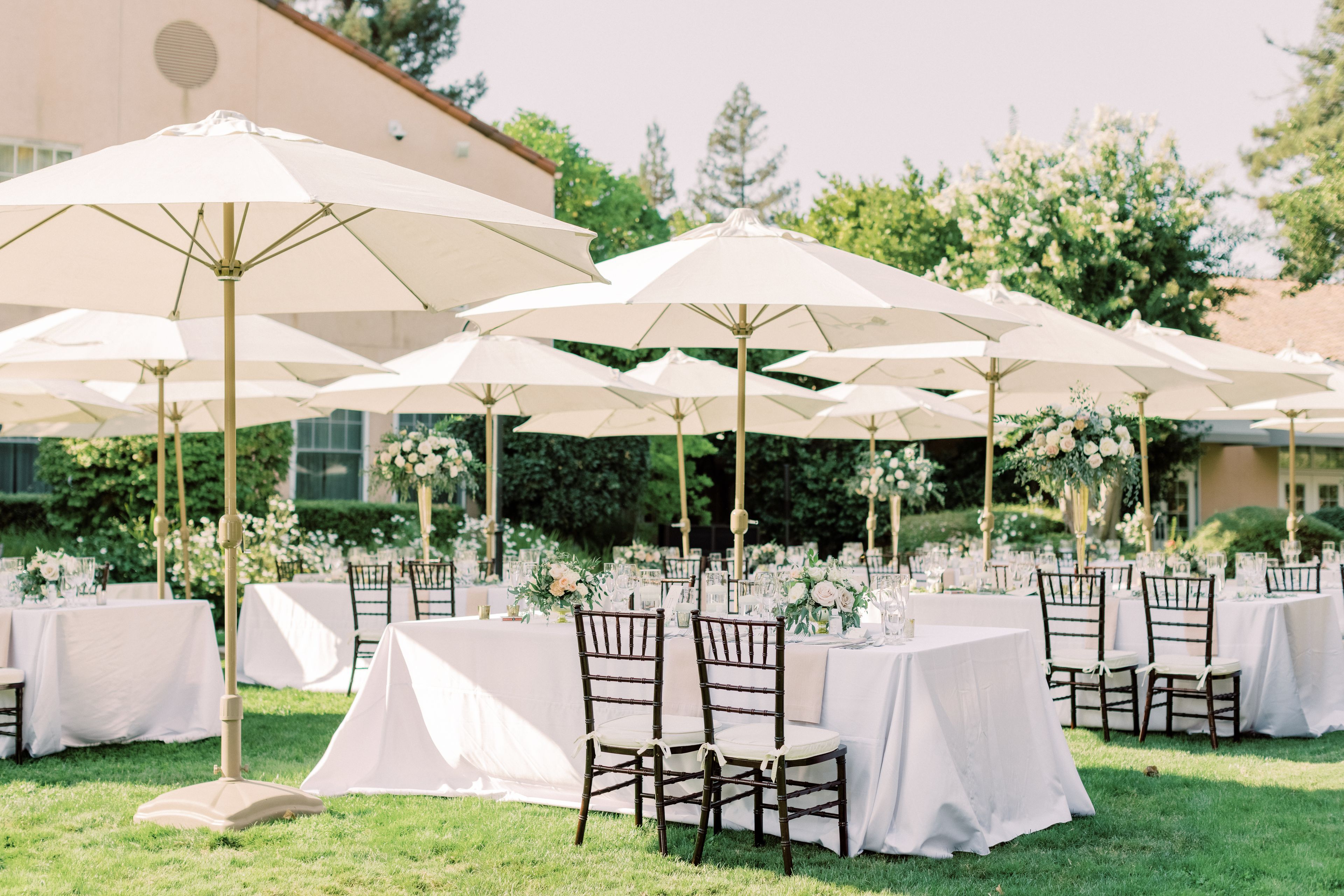 Cover photo of Simply Elegant by Diana