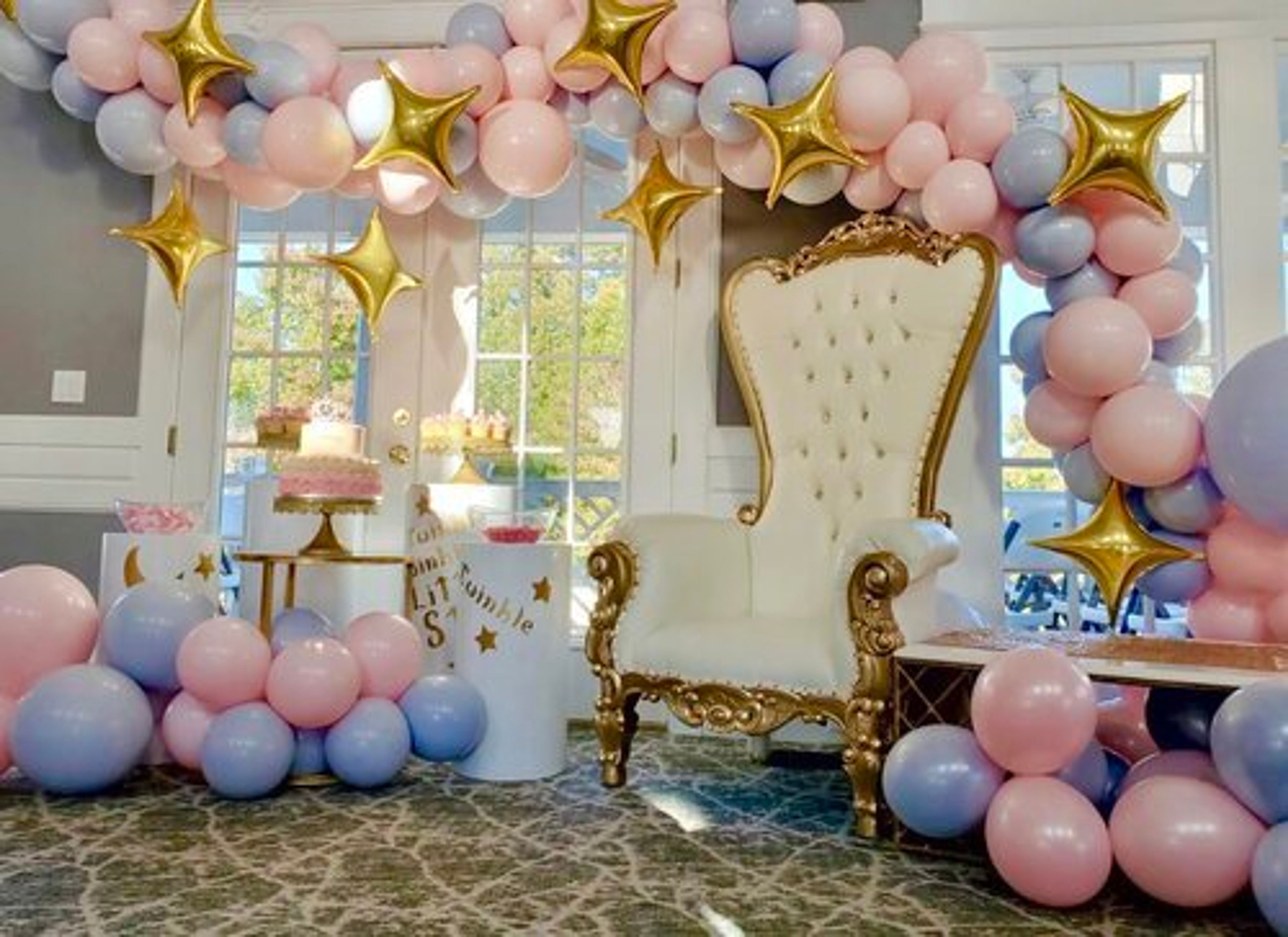 Cover photo of Behold Balloons