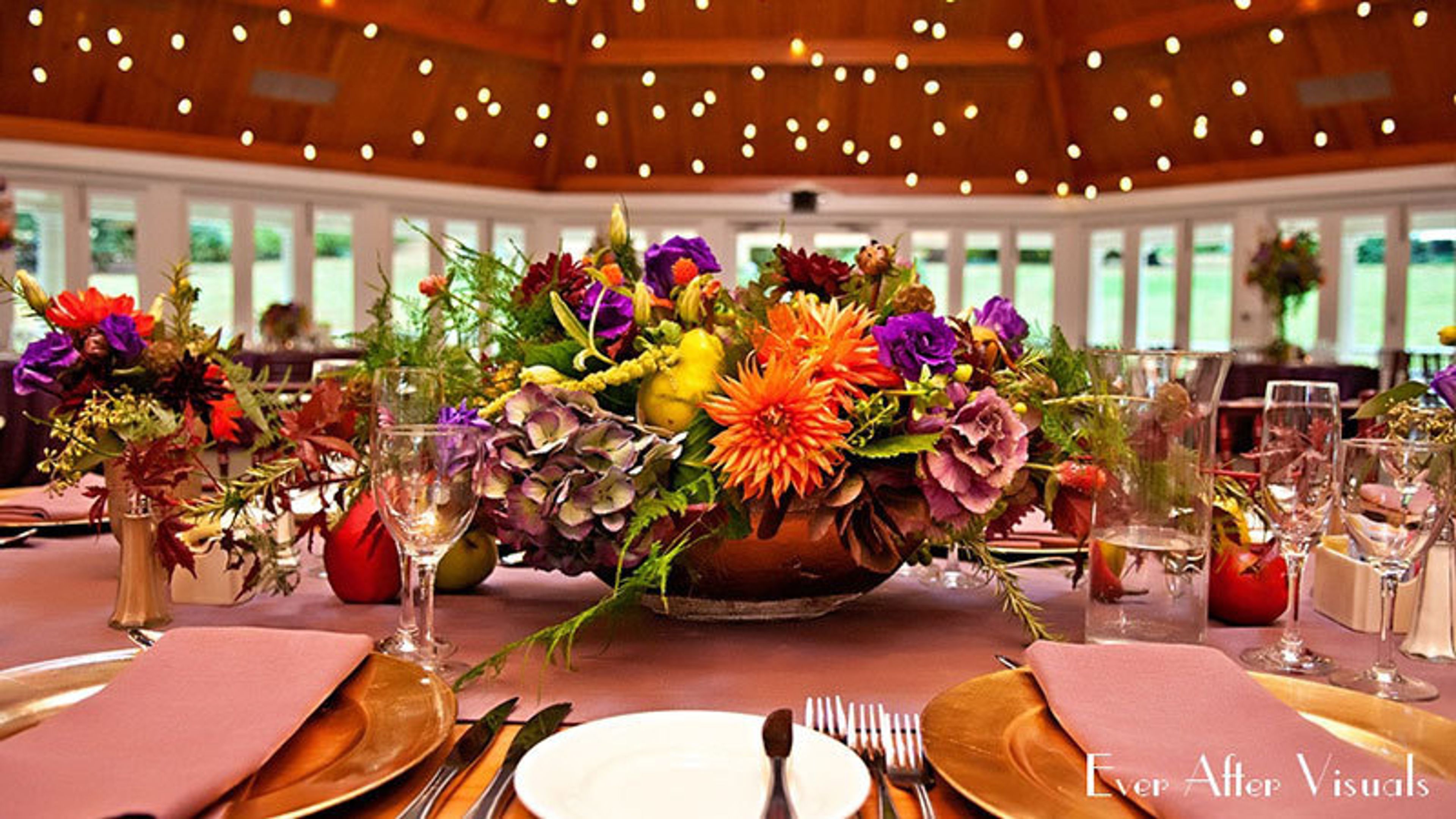 Cover photo of Bergerons Flowers & Events