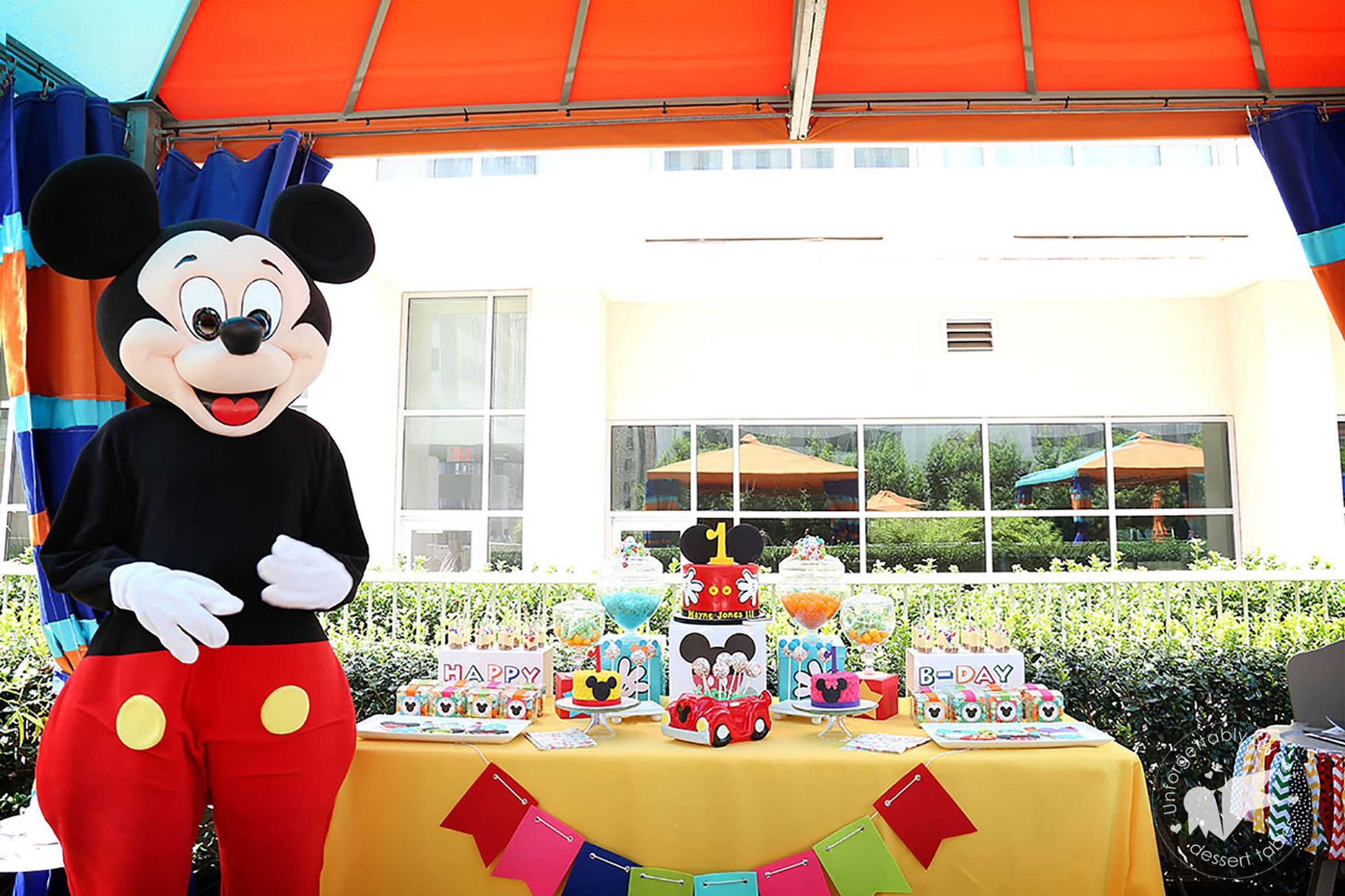 Cover photo of Unforgettably Sweet Events